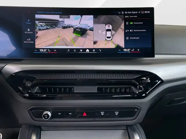 BMW M2 view 11