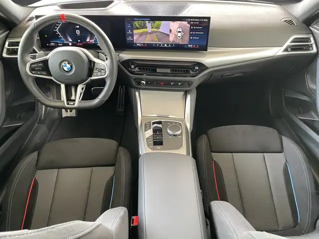 BMW M2 view 9