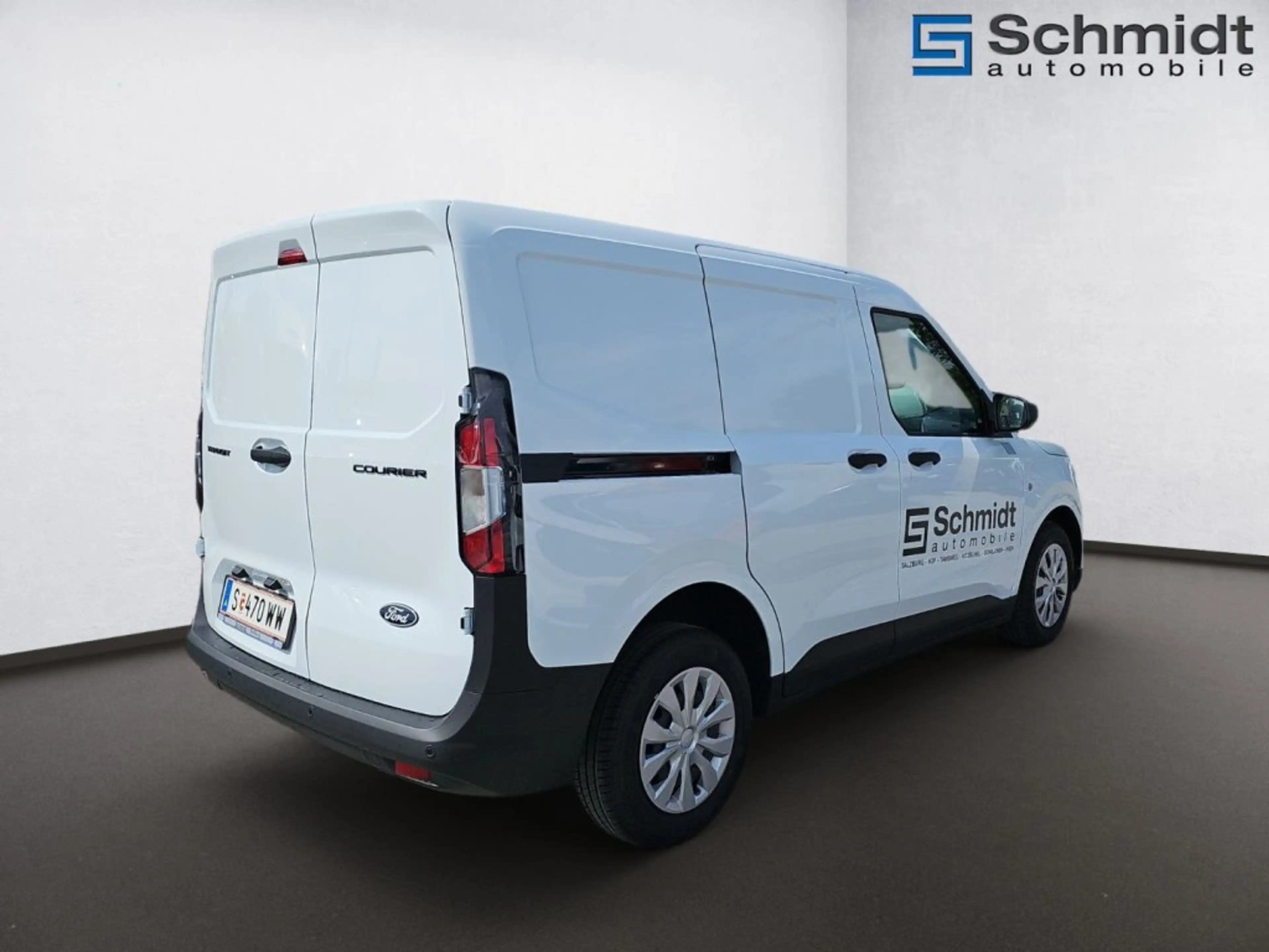 Ford Transit Courier Trend 1,0L Eboost 100PS M FWD — photo 3