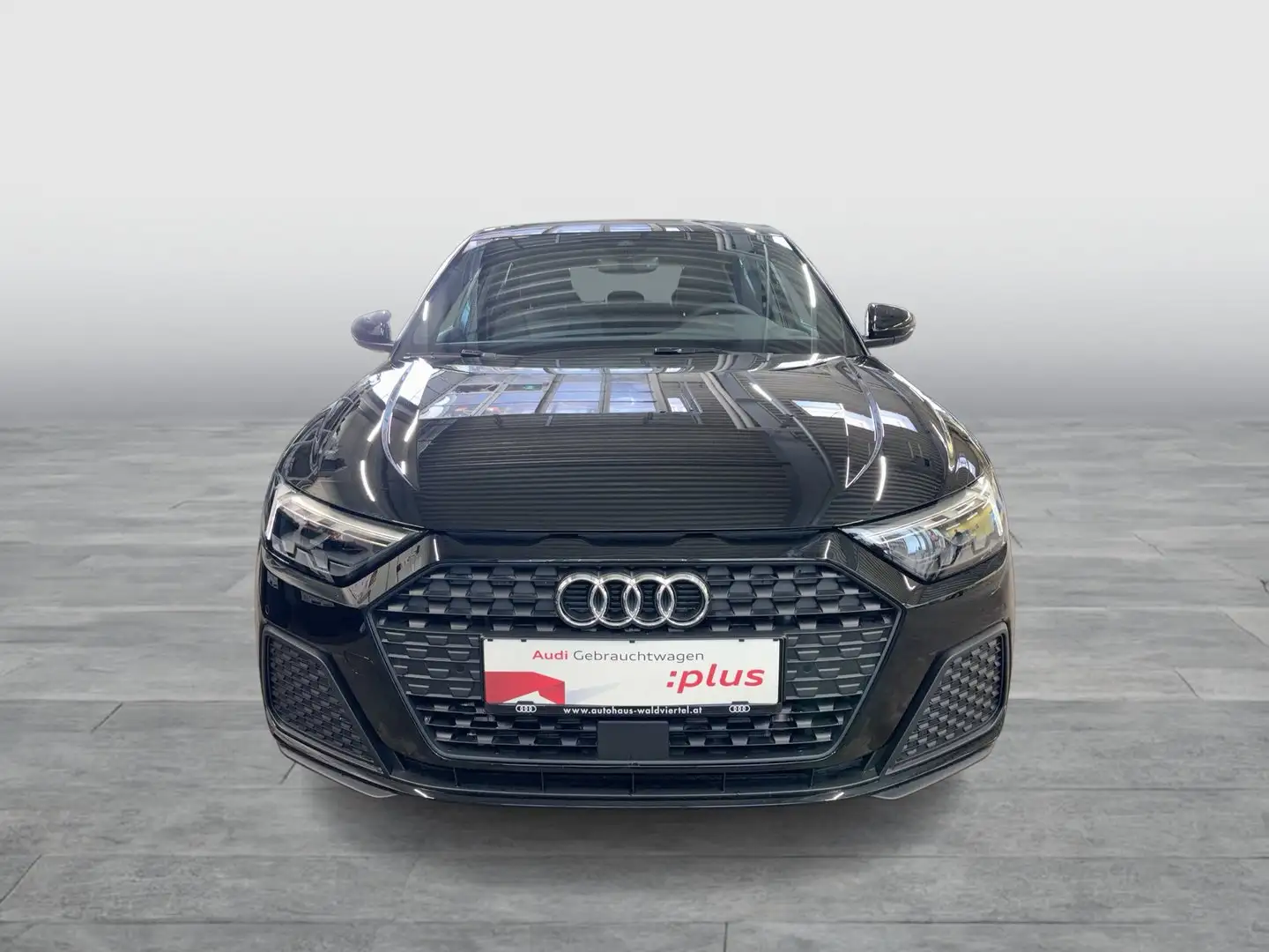 Audi A1 35 TFSI intense Schwarz - 2