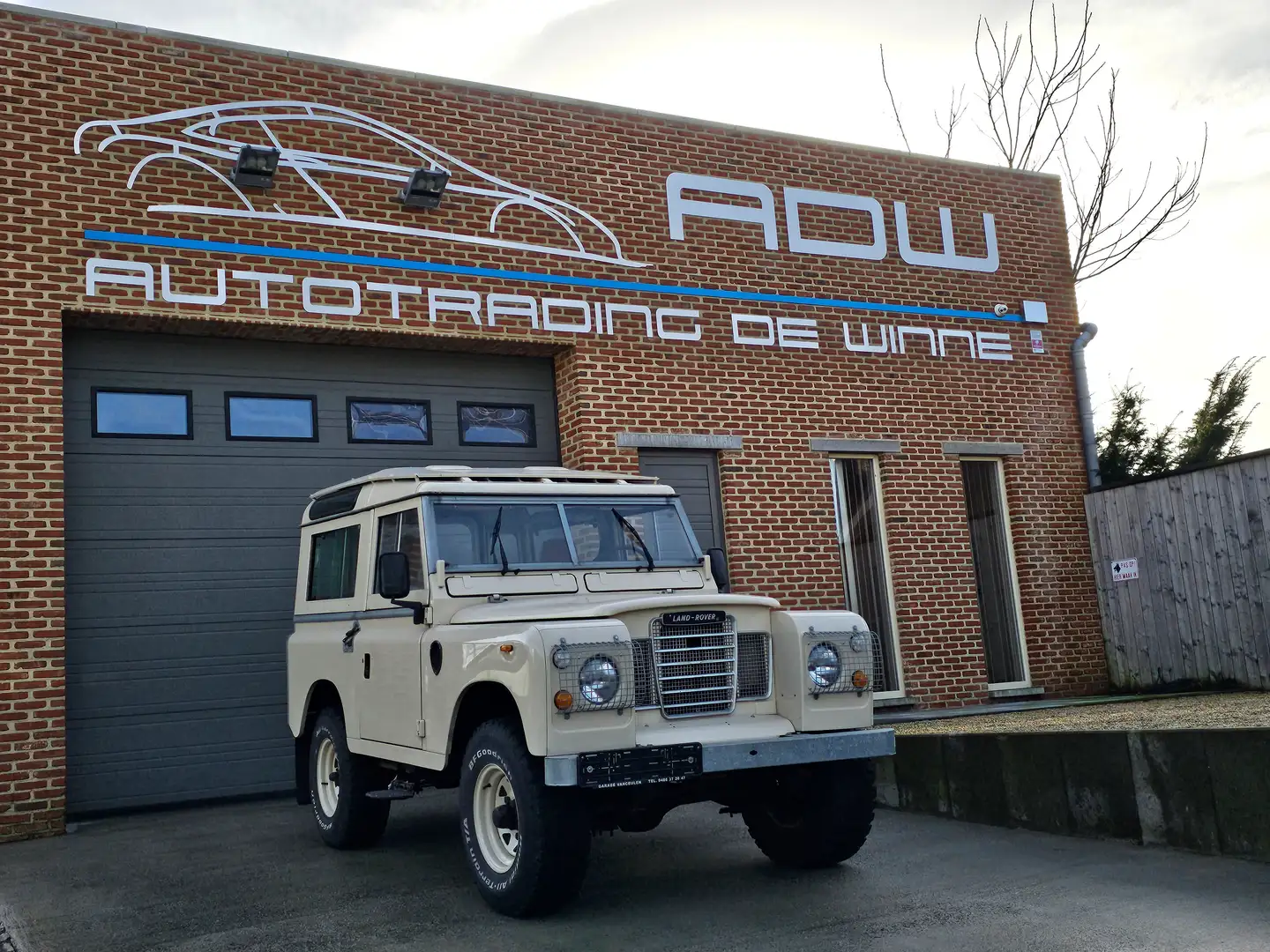 Land Rover Defender 88 - Series 3 - Oldtimer - 2
