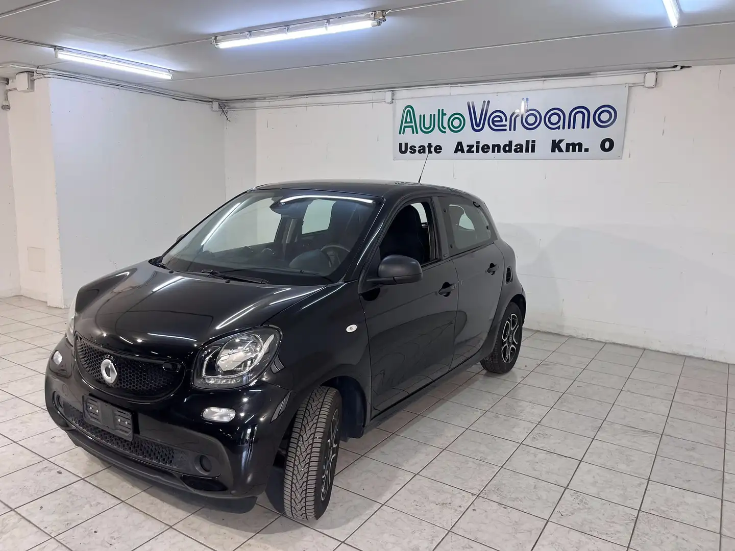 smart forFour 0.9 t Passion 90cv twinamic my18 Negro - 2