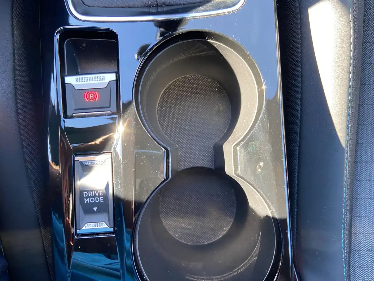 Peugeot 2008 2008 — photo 25