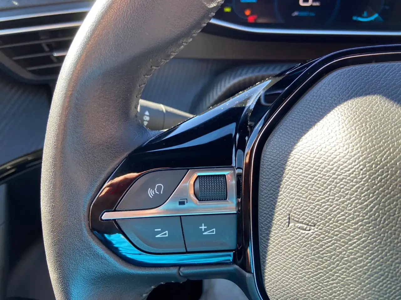 Peugeot 2008 2008 — photo 23