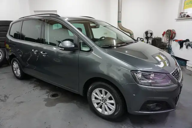 Seat Alhambra Style