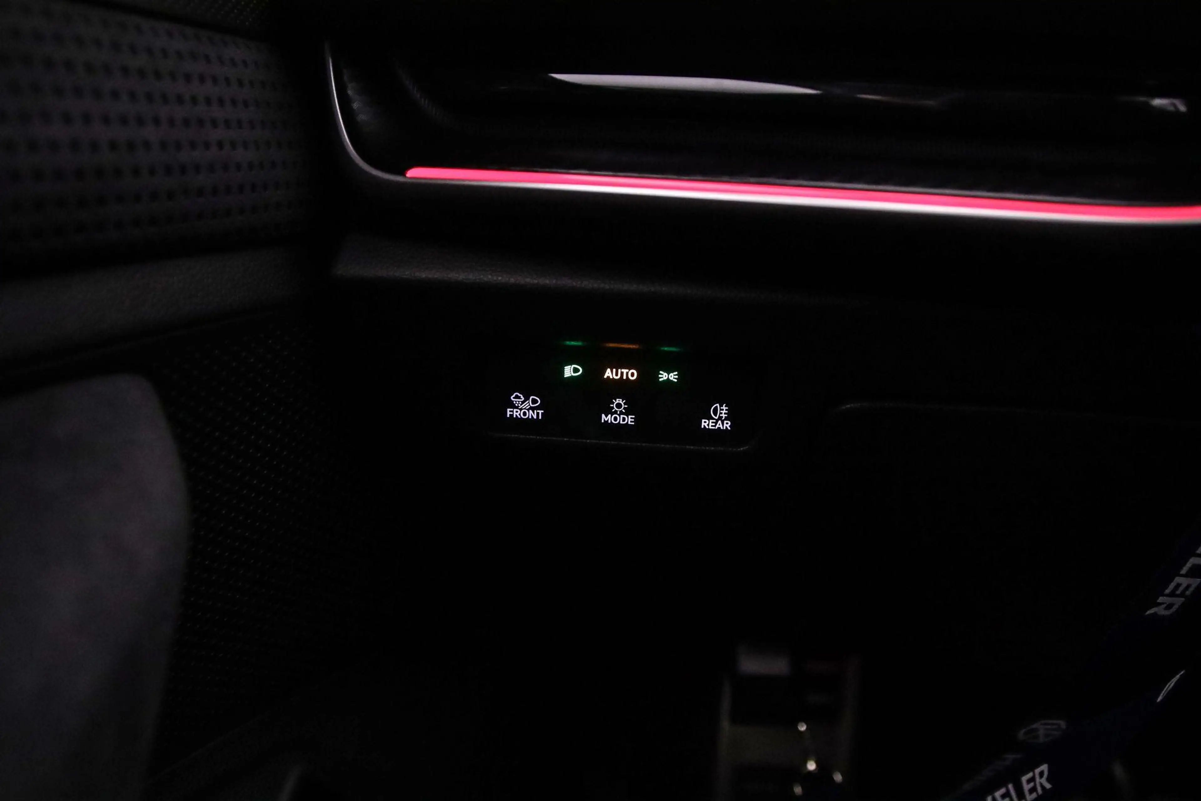 Skoda Superb Sportline Business 1.5 TSI PHEV 204pk DSG Automaat — photo 13