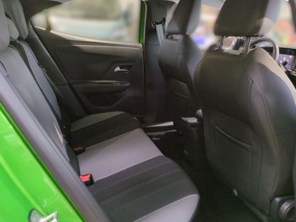 Opel Mokka E