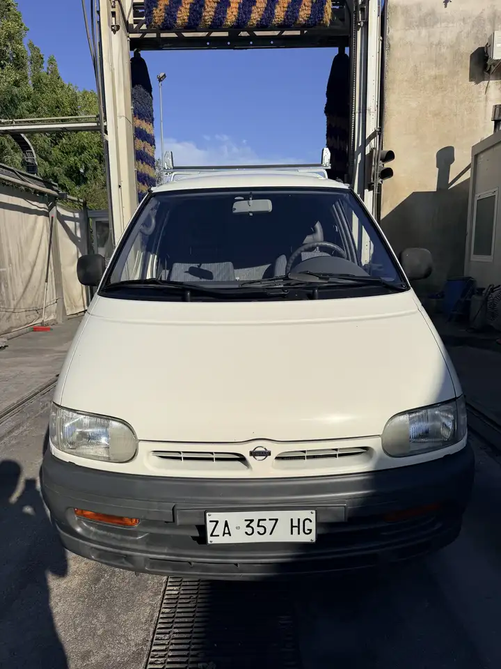 Nissan Vanette 2.3 Vanette Cargo, foto 4