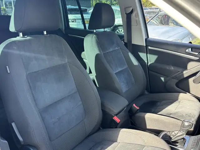 Volkswagen Tiguan view 11