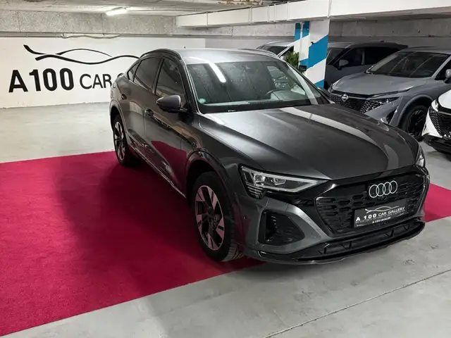 Audi Q8 Sportback e tron 50 quattro S line