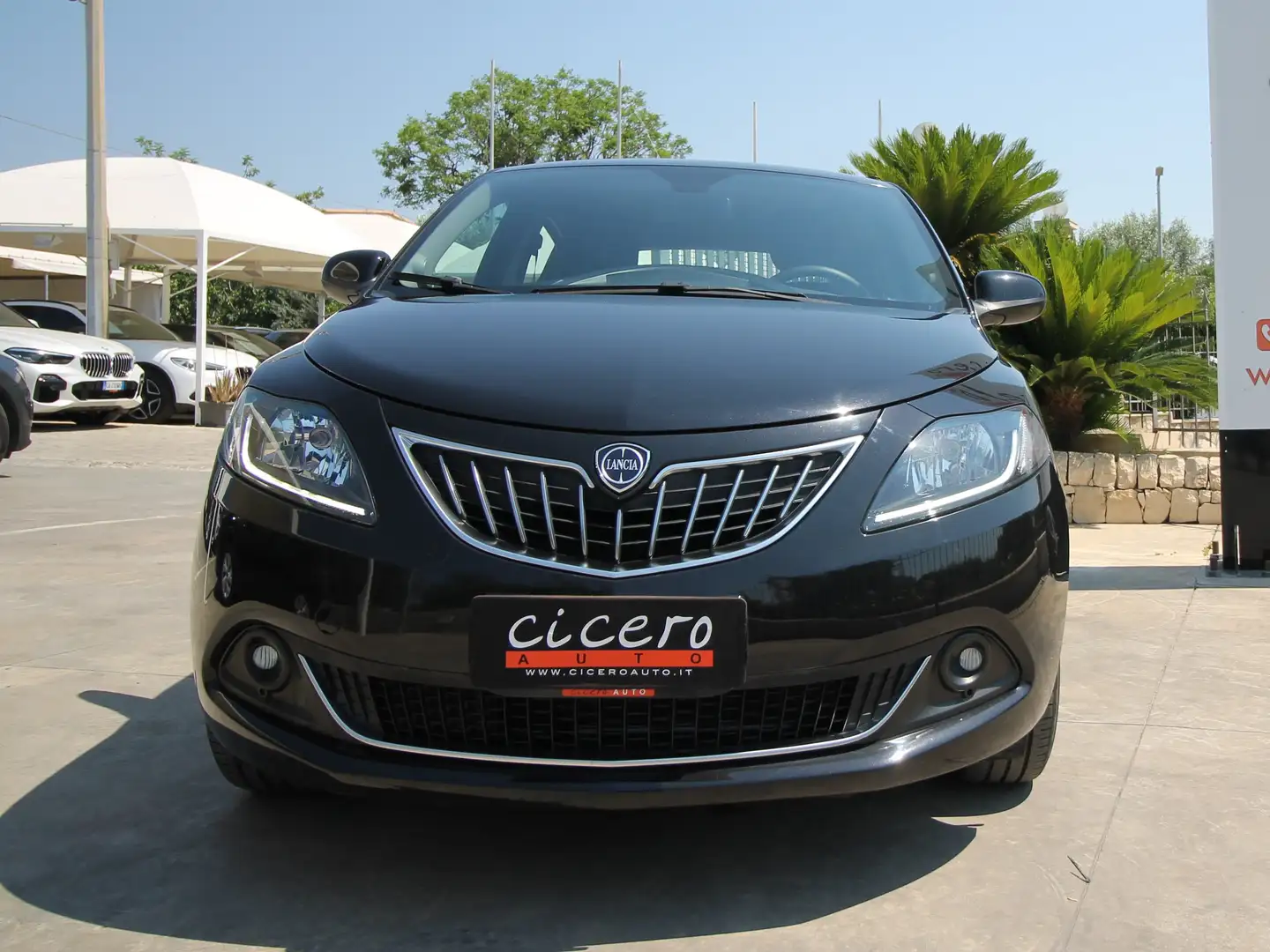 Lancia Ypsilon 1.0 firefly hybrid Gold |28.600 km | 2022 Nero - 2