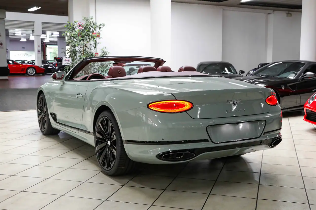 Bentley Continental GT 2023