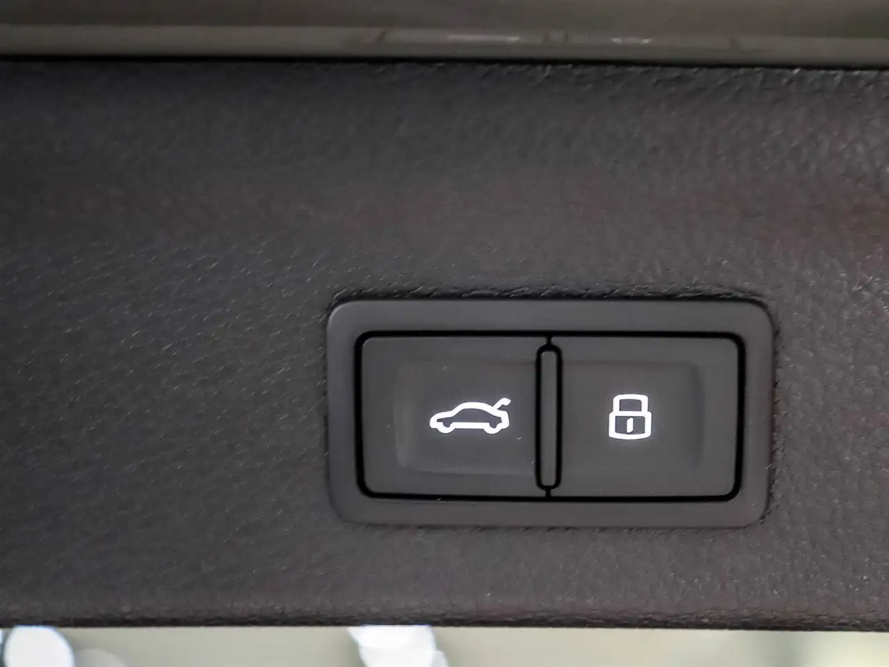 Audi Q3 снимка Audi Q3
