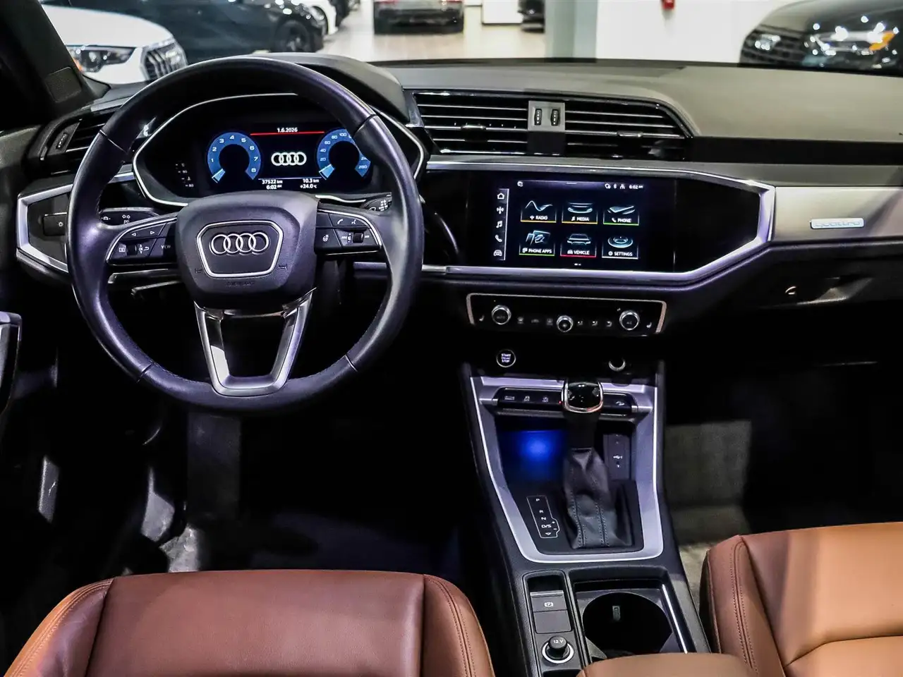 Audi Q3 снимка Audi Q3