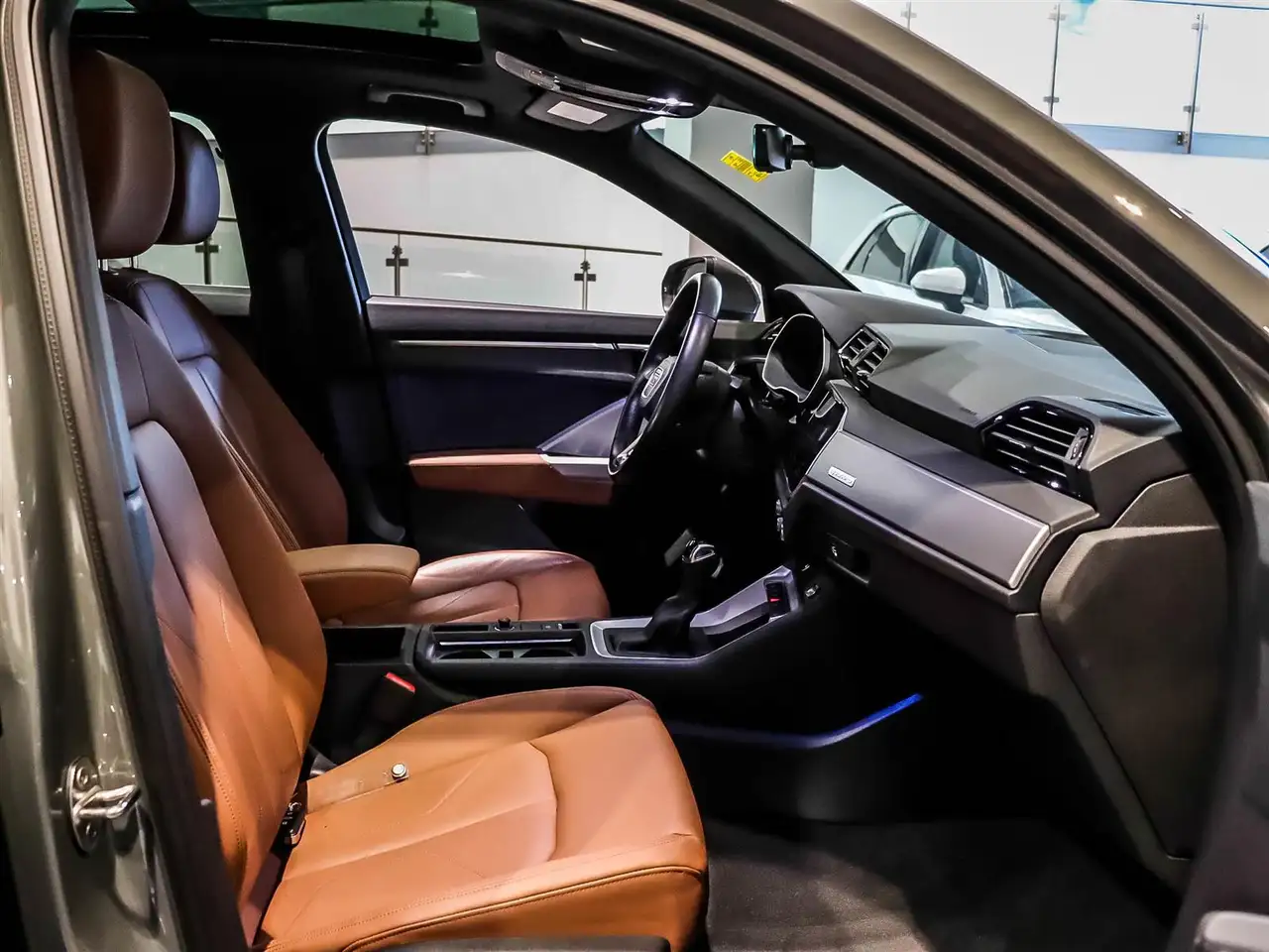 Audi Q3 снимка Audi Q3