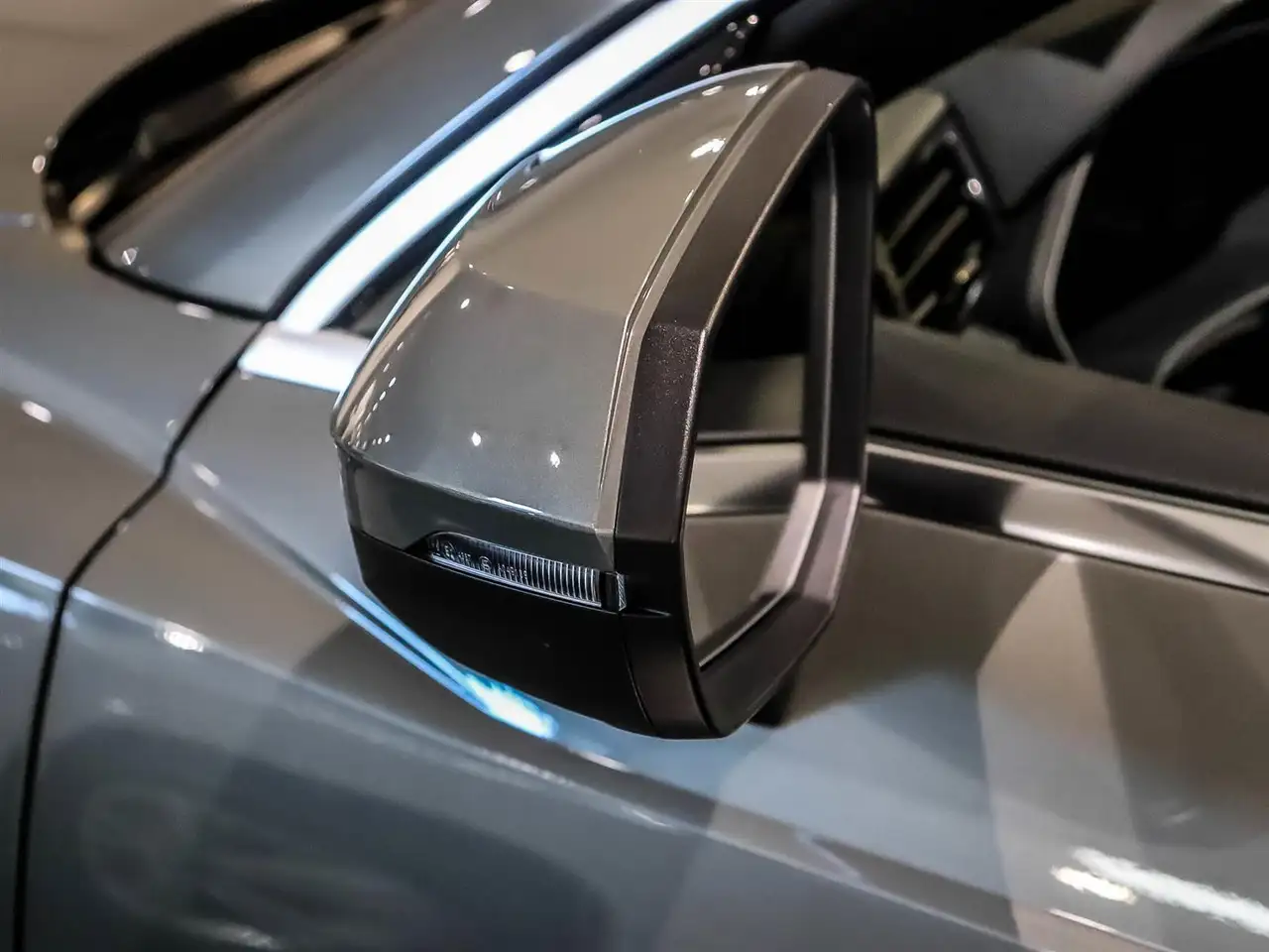 Audi Q3 снимка Audi Q3
