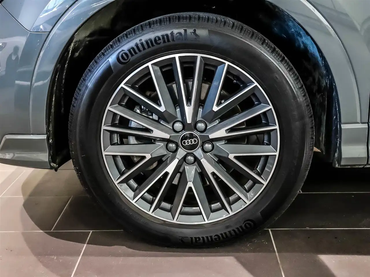 Audi Q3 снимка Audi Q3
