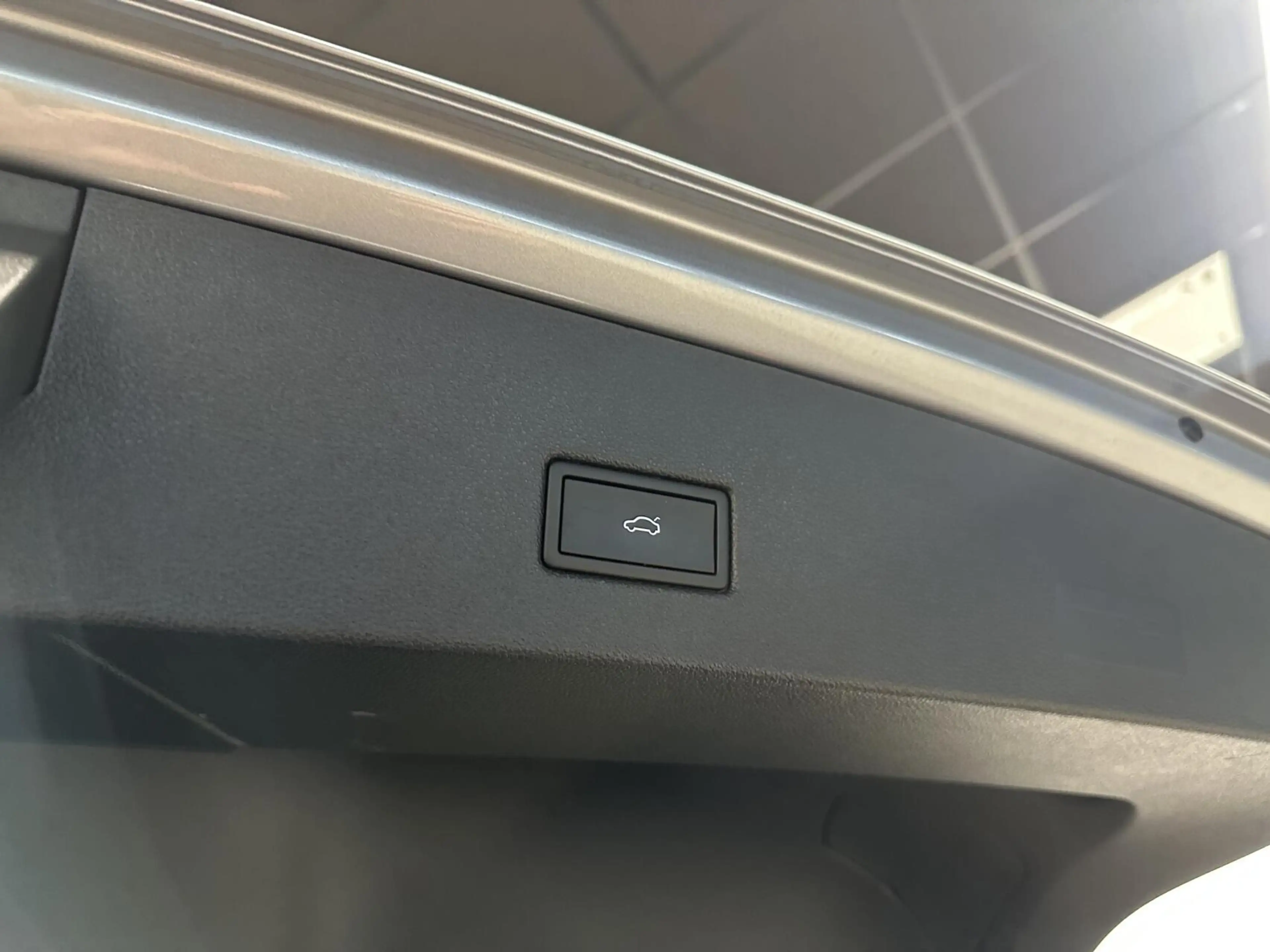 Volkswagen T-Roc 1.5 TSI R-Line Business+ PANO CARPLAY ADAPTIEF CRU — photo 50