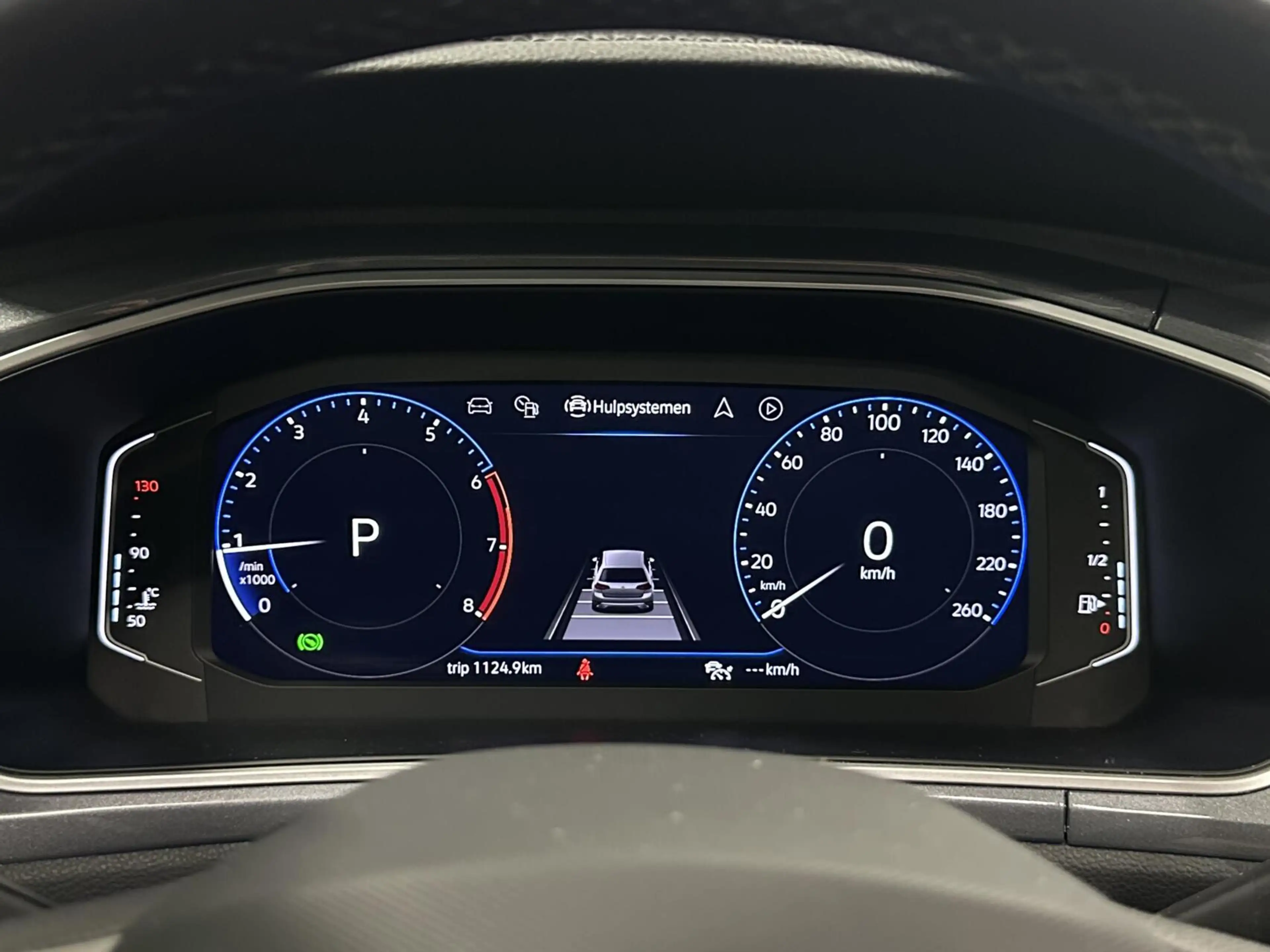 Volkswagen T-Roc 1.5 TSI R-Line Business+ PANO CARPLAY ADAPTIEF CRU — photo 26