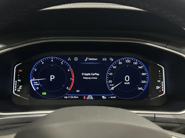 Volkswagen T-Roc view 29