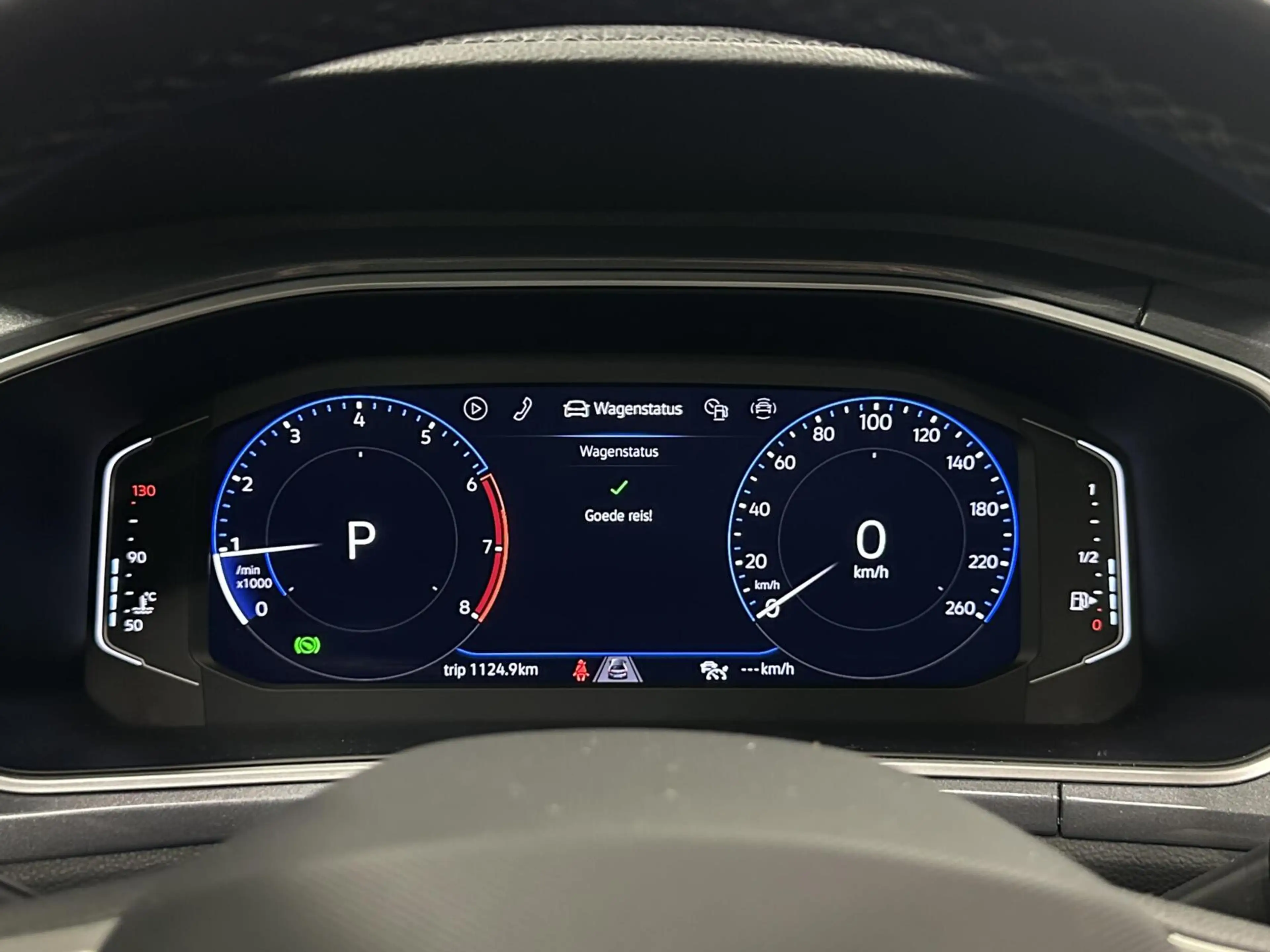 Volkswagen T-Roc 1.5 TSI R-Line Business+ PANO CARPLAY ADAPTIEF CRU — photo 27