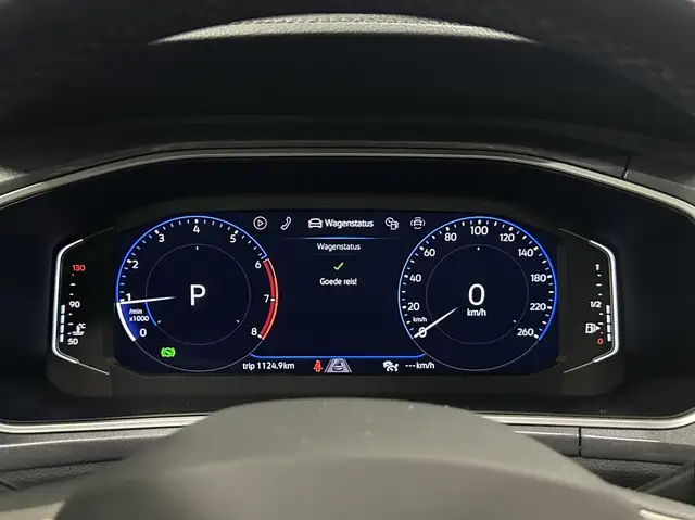Volkswagen T-Roc view 27