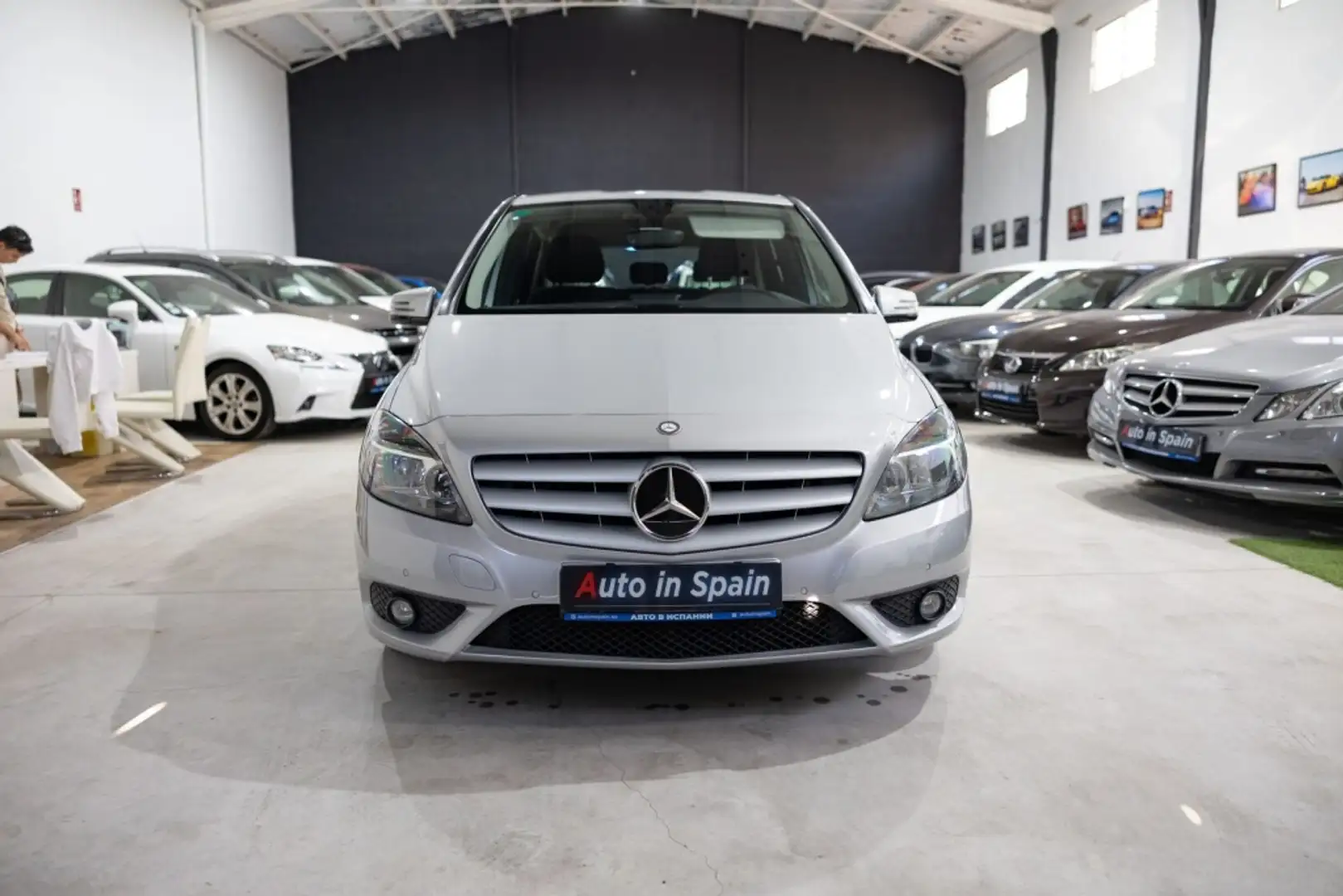 Mercedes-Benz B 180 180CDI Gris - 2