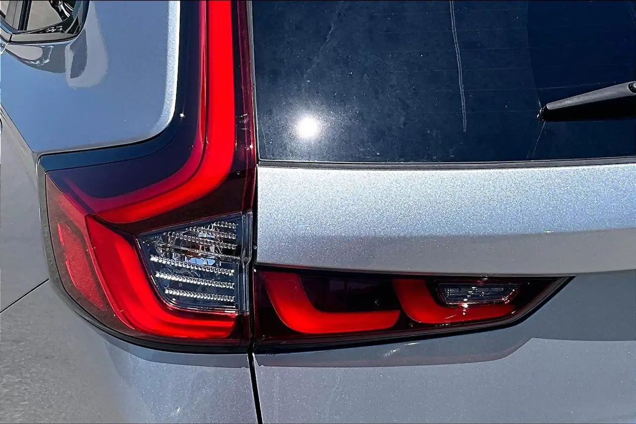 Honda CR-V photo Honda CR-V