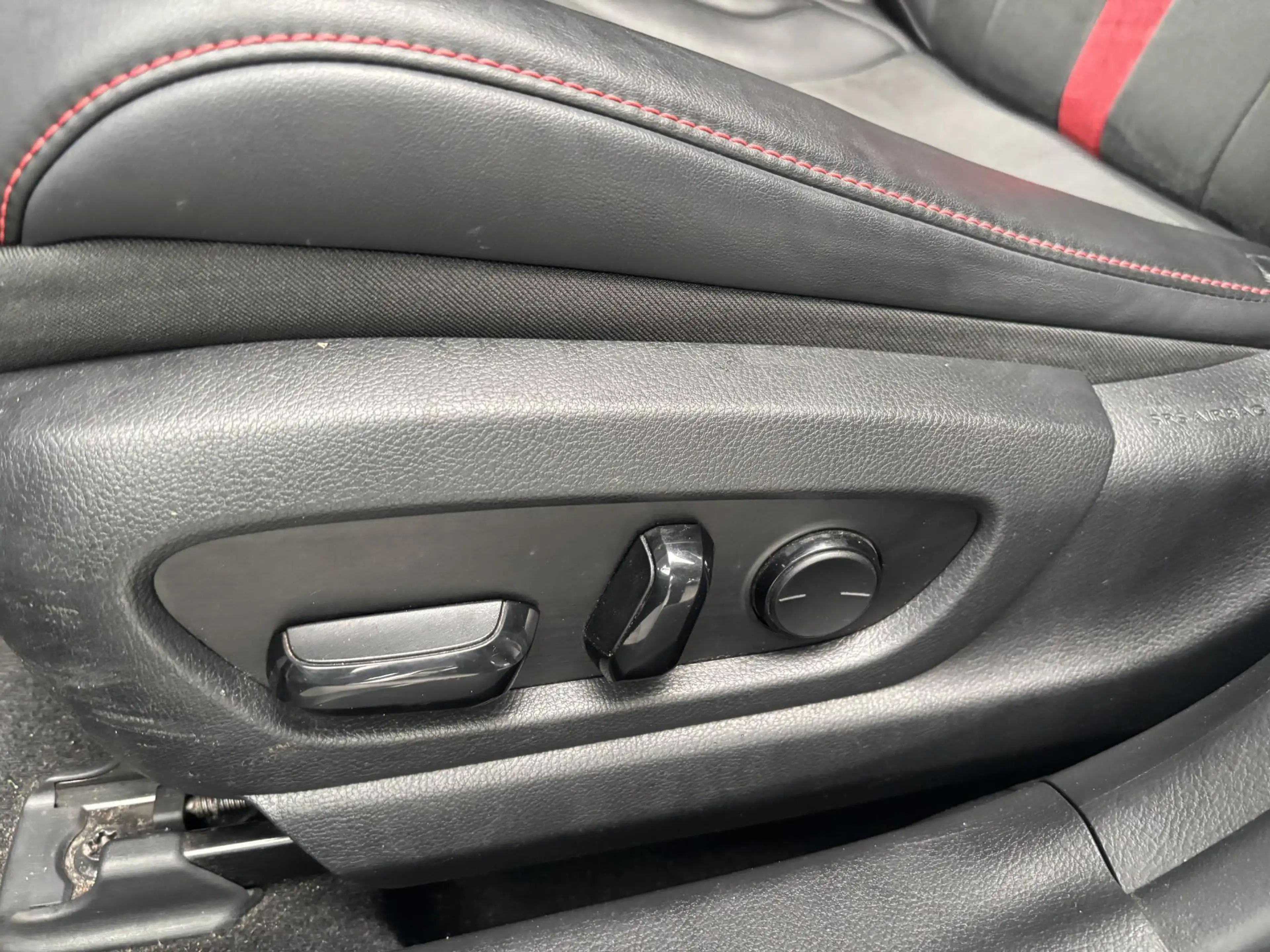 Lexus UX 250h F Sport Line — photo 4