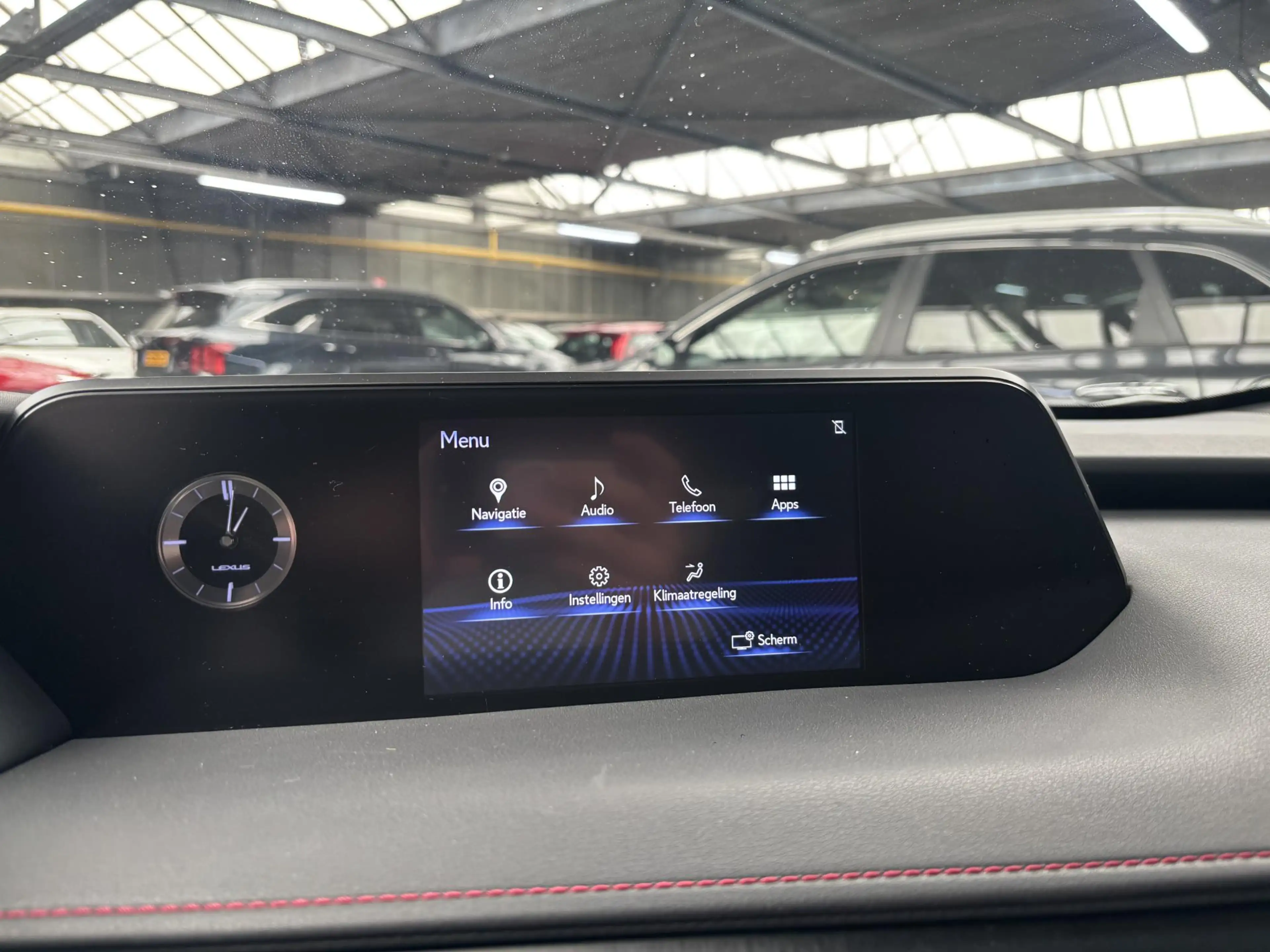 Lexus UX 250h F Sport Line — photo 14