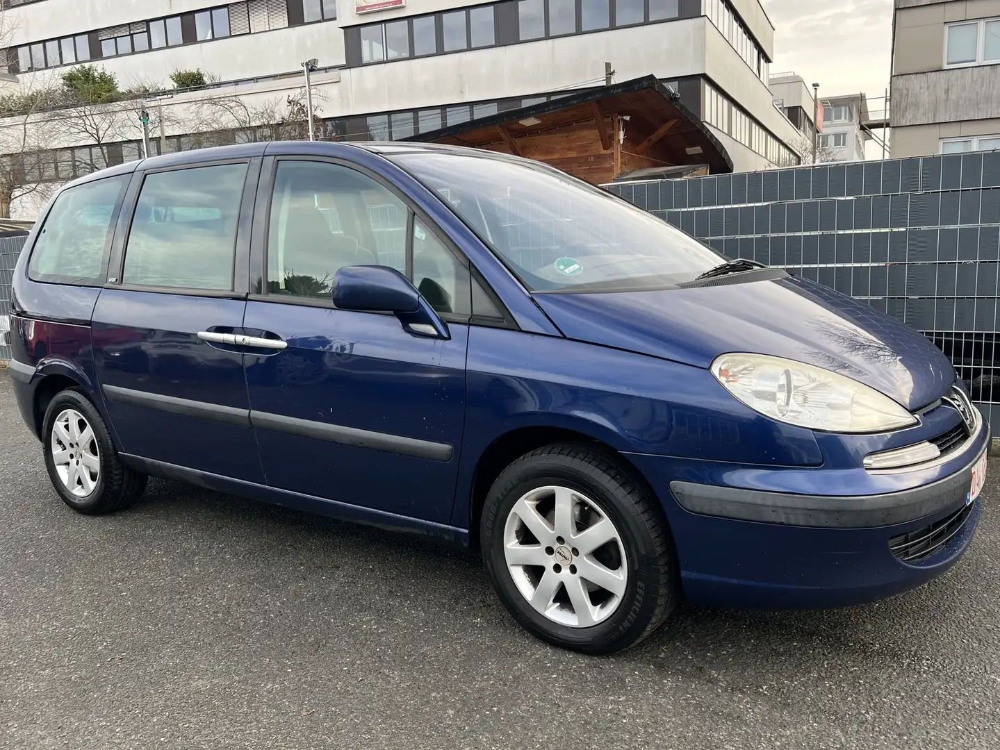 Peugeot 807 Tendance **7 Sitzer** Blau - 1