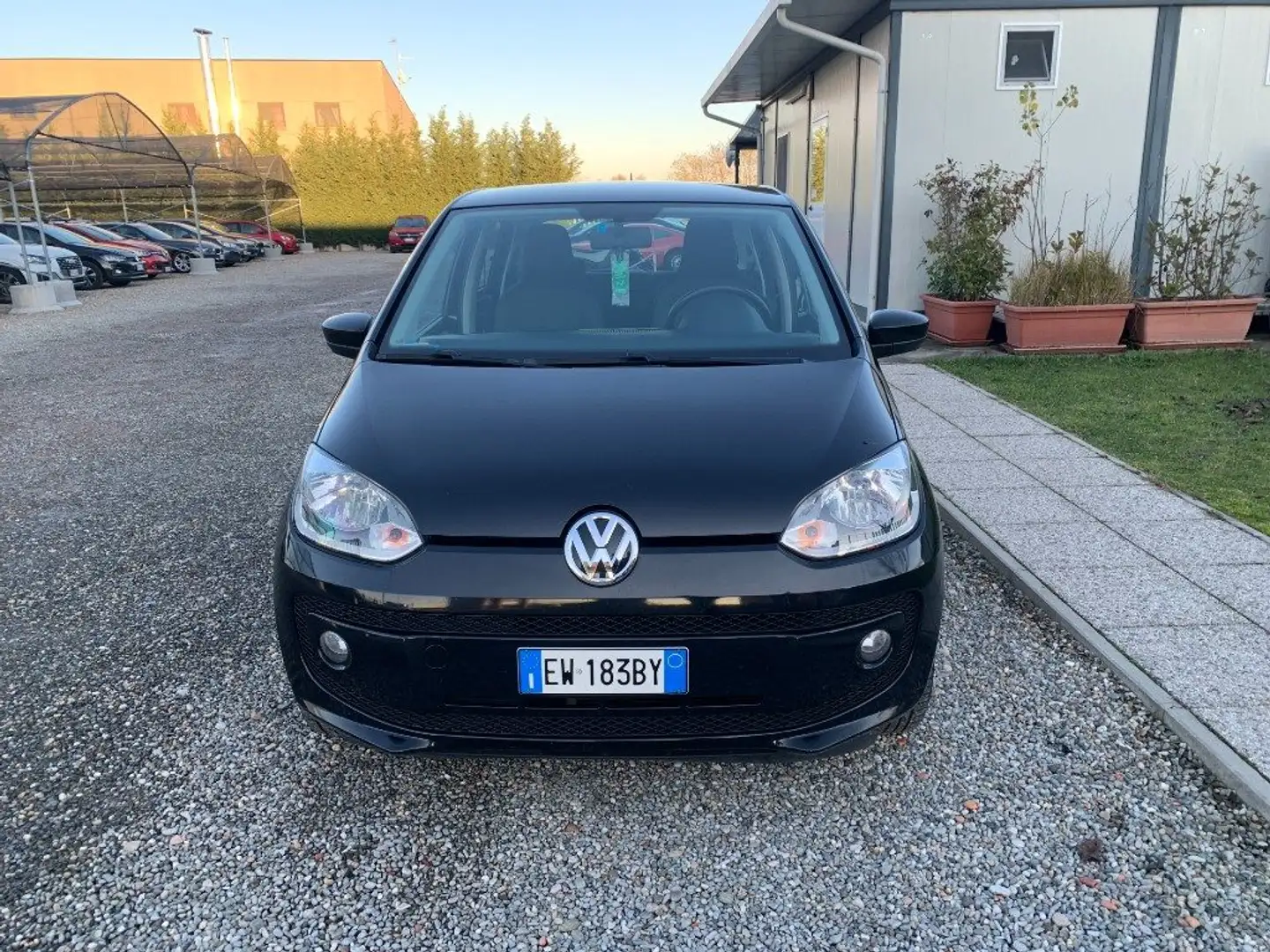 Volkswagen up! 1.0 75 CV 5 porte high up! Nero - 2