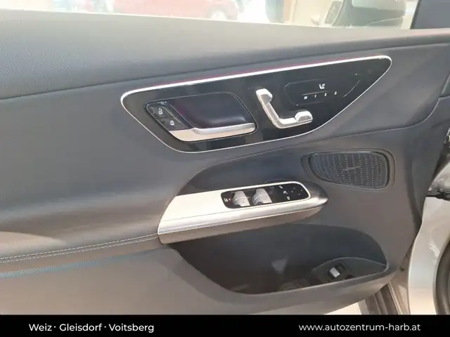 Mercedes-Benz GLC 300 e 4matic Ansicht 30