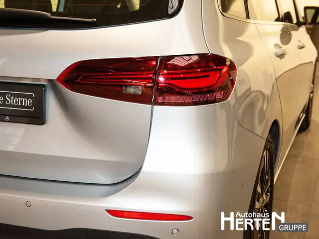 Mercedes-Benz B Class view 14
