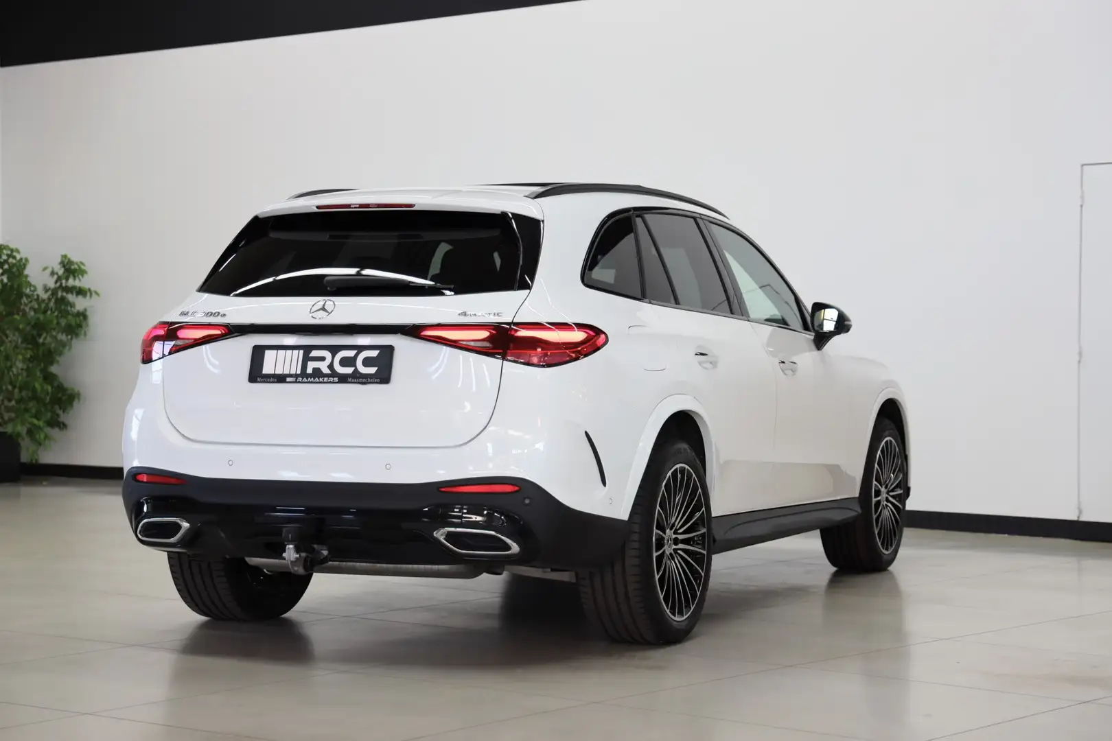 Mercedes-Benz GLC 300 e 4M AMG Premium Plus Night 20" PANO Distronic+ Wit - 2