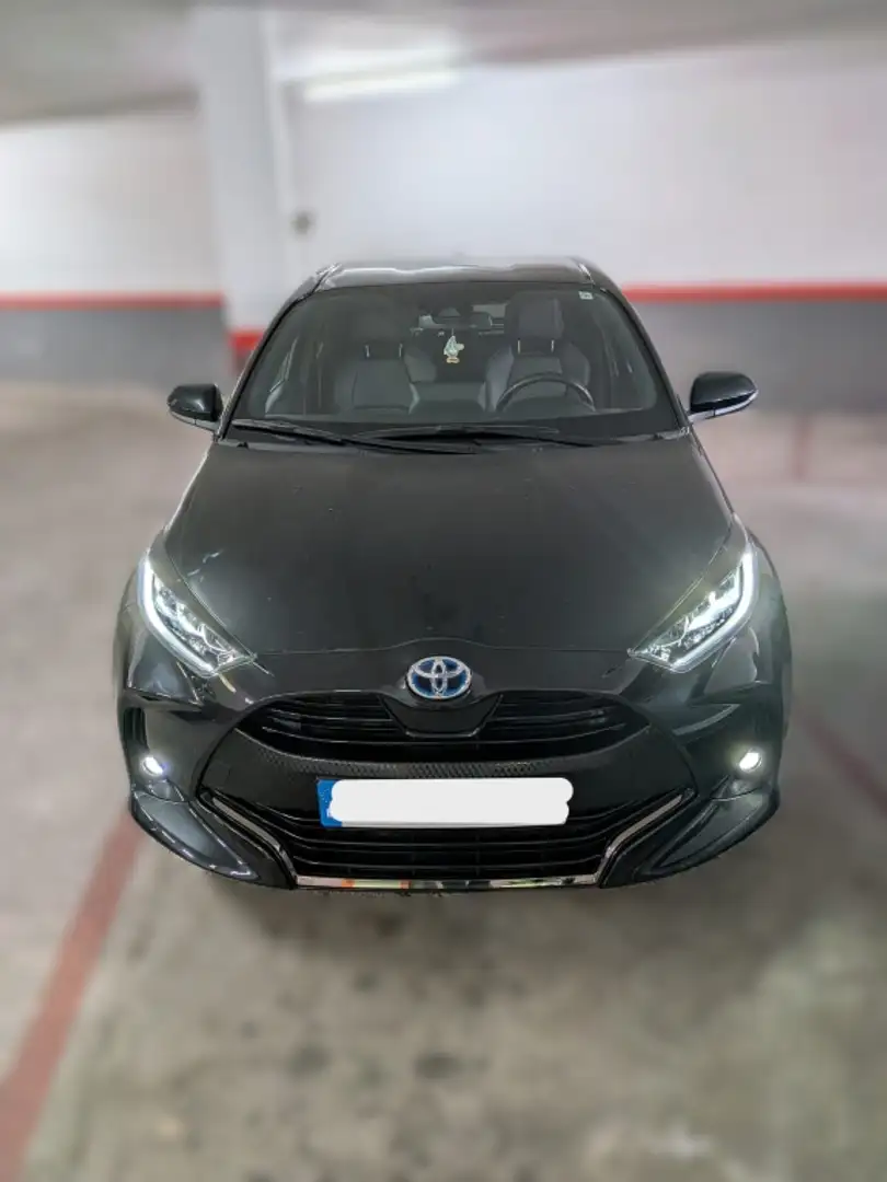 Toyota Yaris 120H 1.5 Style Negro - 1