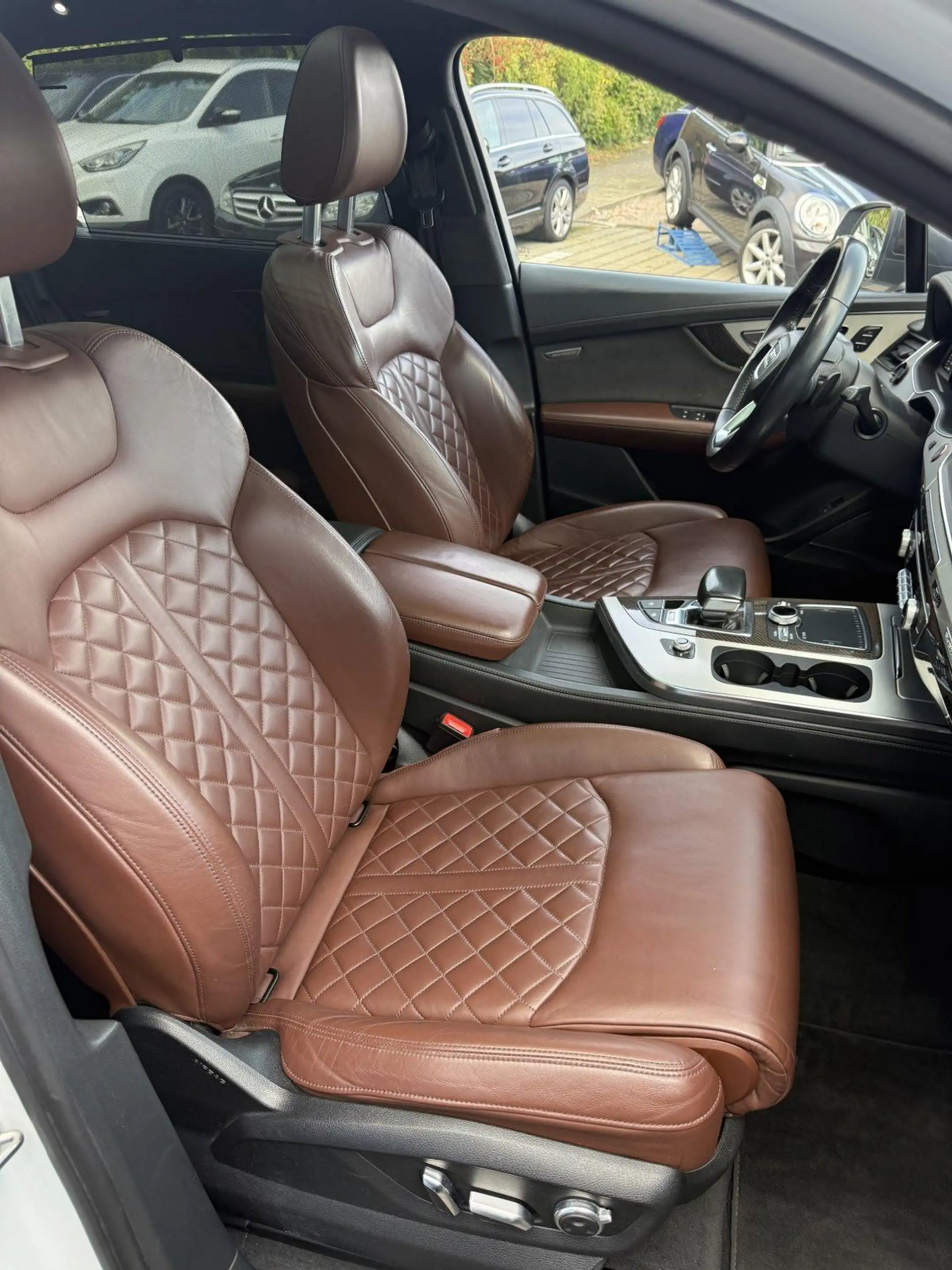 Audi SQ7 4.0 TDI quattro LP 140T€ *neuer Motor — photo 11