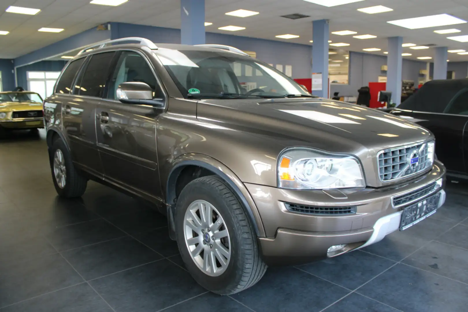 Volvo XC90 D5 AWD Geartronic Edition Pro Hnědá - 1