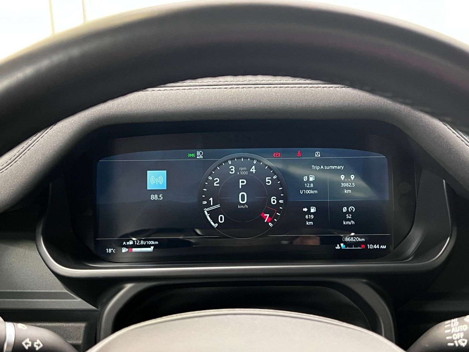2022 Land Rover Defender 110 X-DYNAMIC SE thumb 16