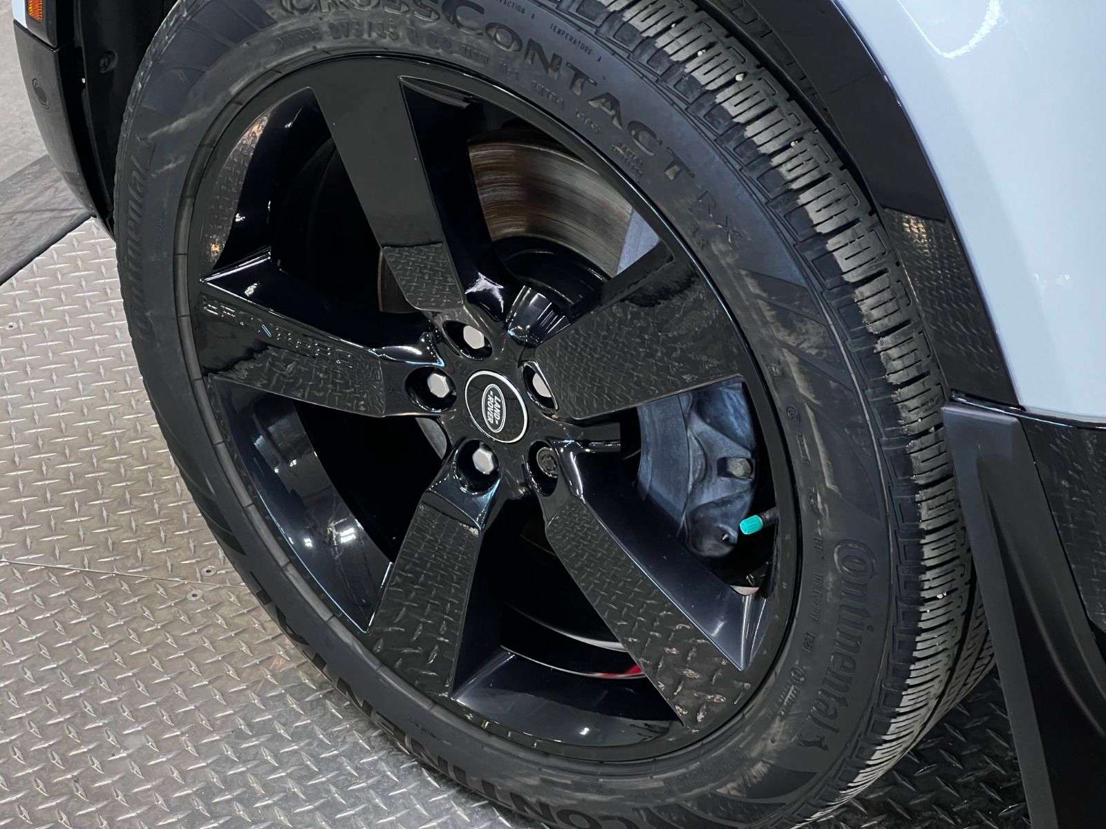 2022 Land Rover Defender 110 X-DYNAMIC SE thumb 10