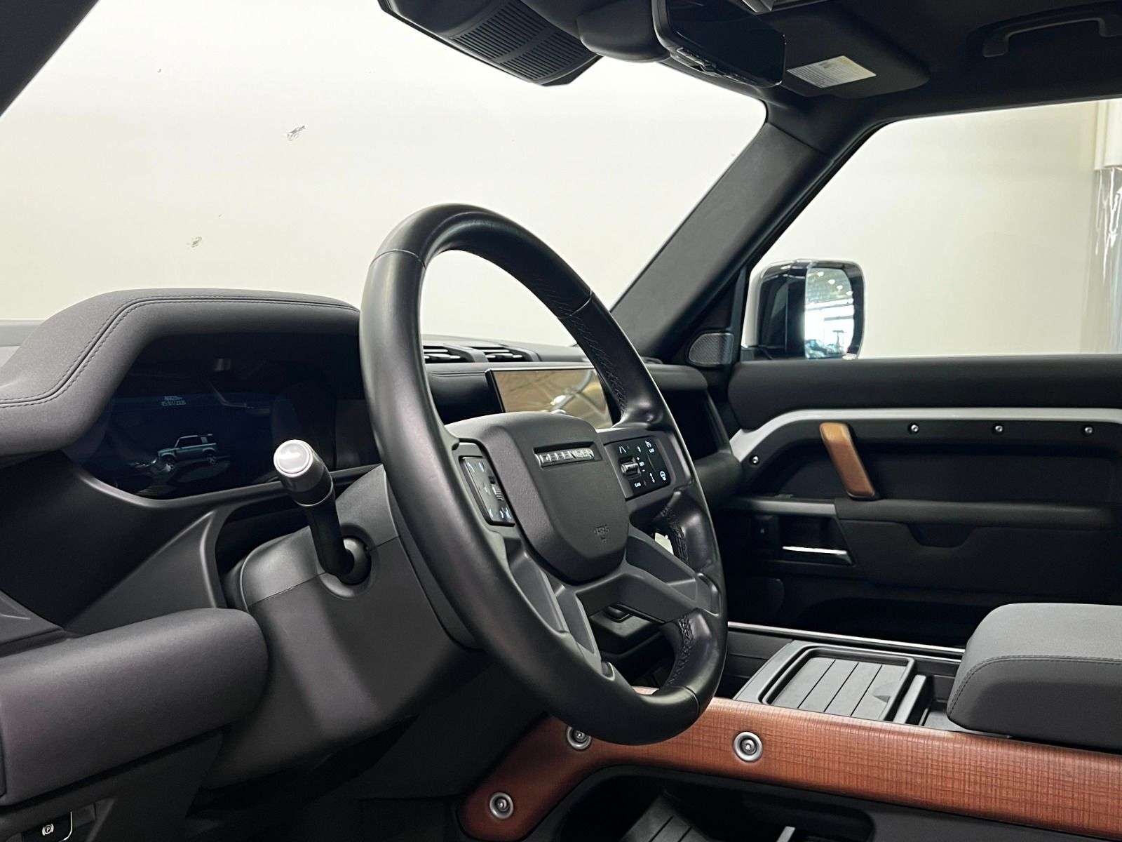 2022 Land Rover Defender 110 X-DYNAMIC SE thumb 34