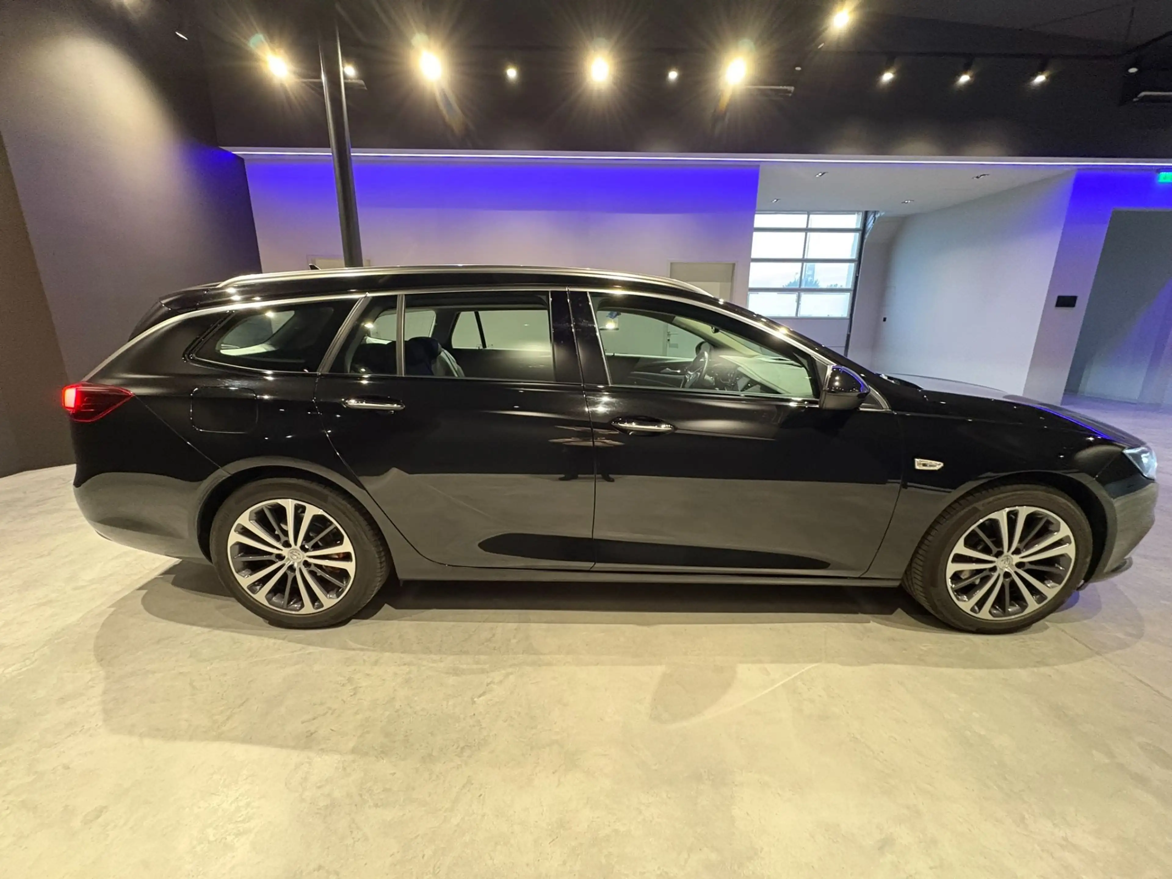 Opel Insignia ST 1.5 Innovation 8-fach HEAD-UP MATRIX — photo 6