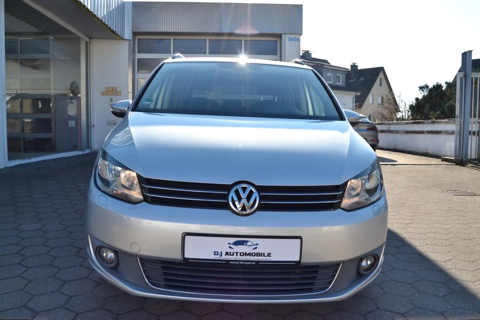 Volkswagen Touran Comfortline*PDC*AHK*Klima* Zilver - 2