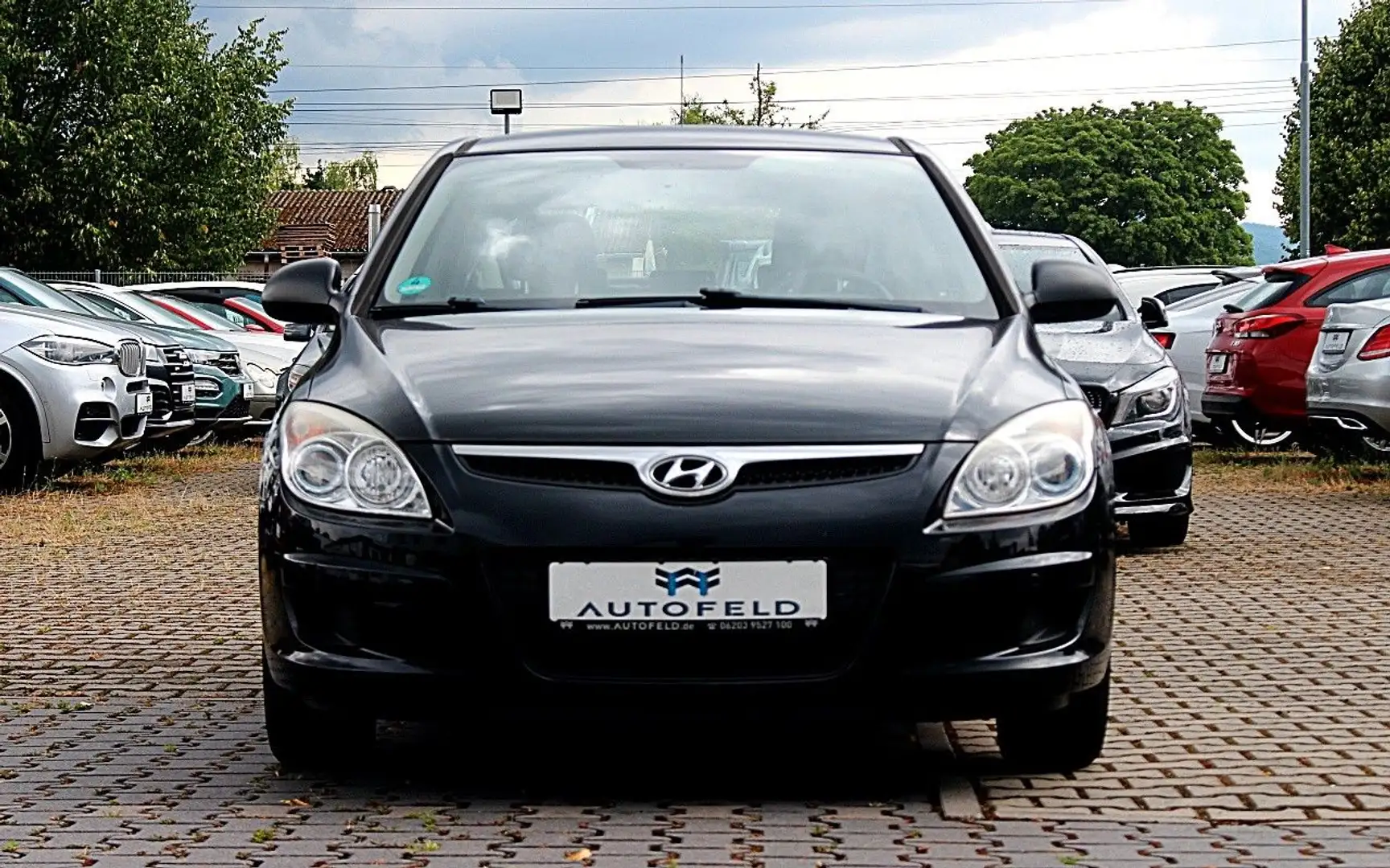 Hyundai i30 1.6 VOLLSHEFT/KLIMA/ALLWETTERREIFEN/ Noir - 2