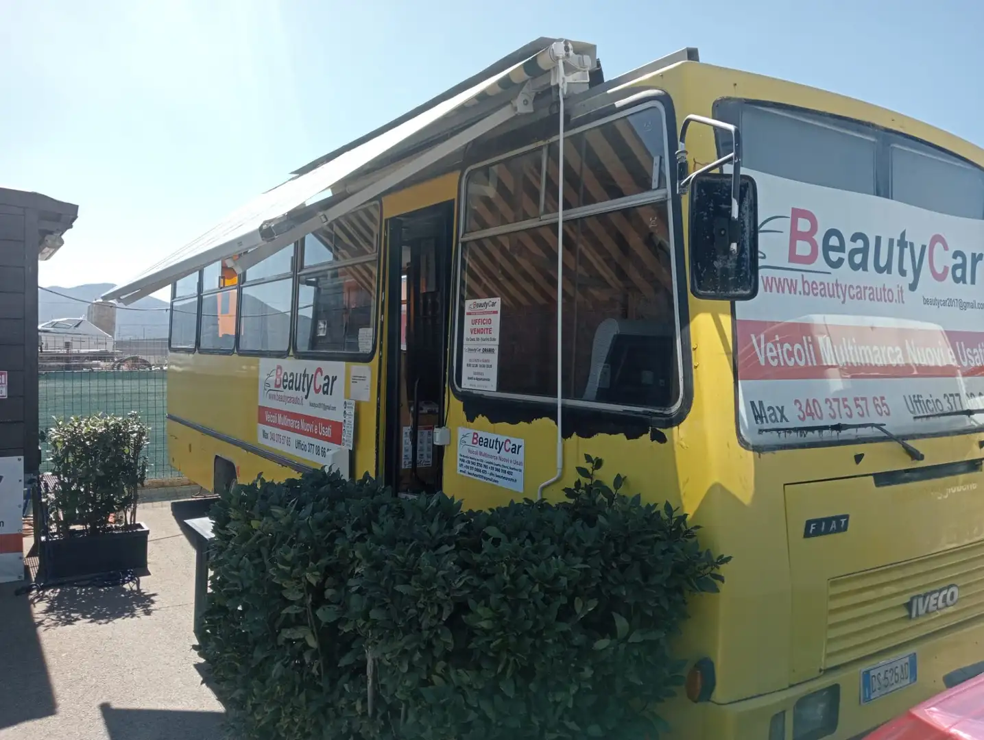 Iveco AUTOBUS - ATTUALMENTE ATTREZZATO USO UFFICIO Sarı - 2