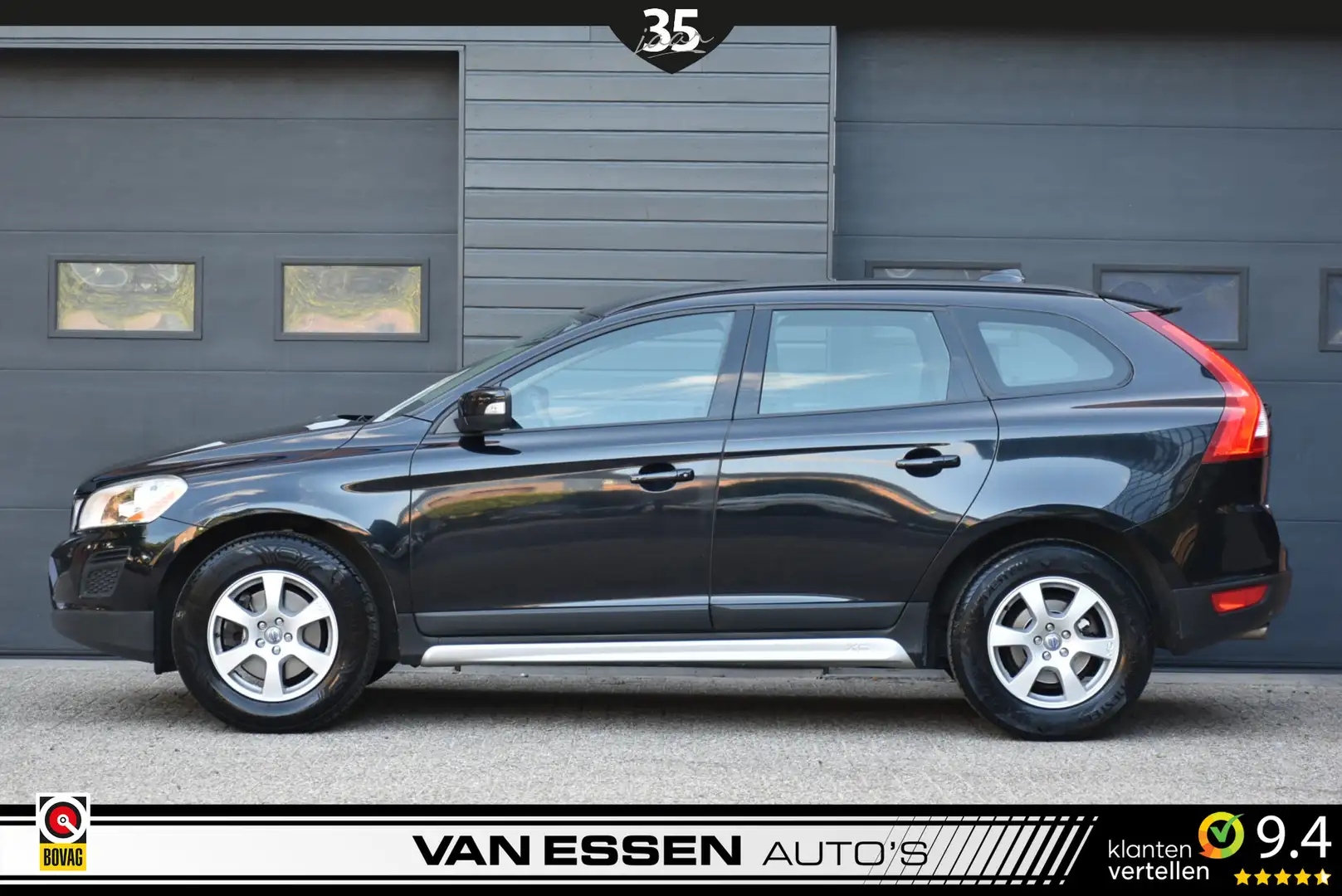 Volvo XC60 2.0 D3 Kinetic Automaat Navigatie Trekhaak 1e Eig. Чорний - 2