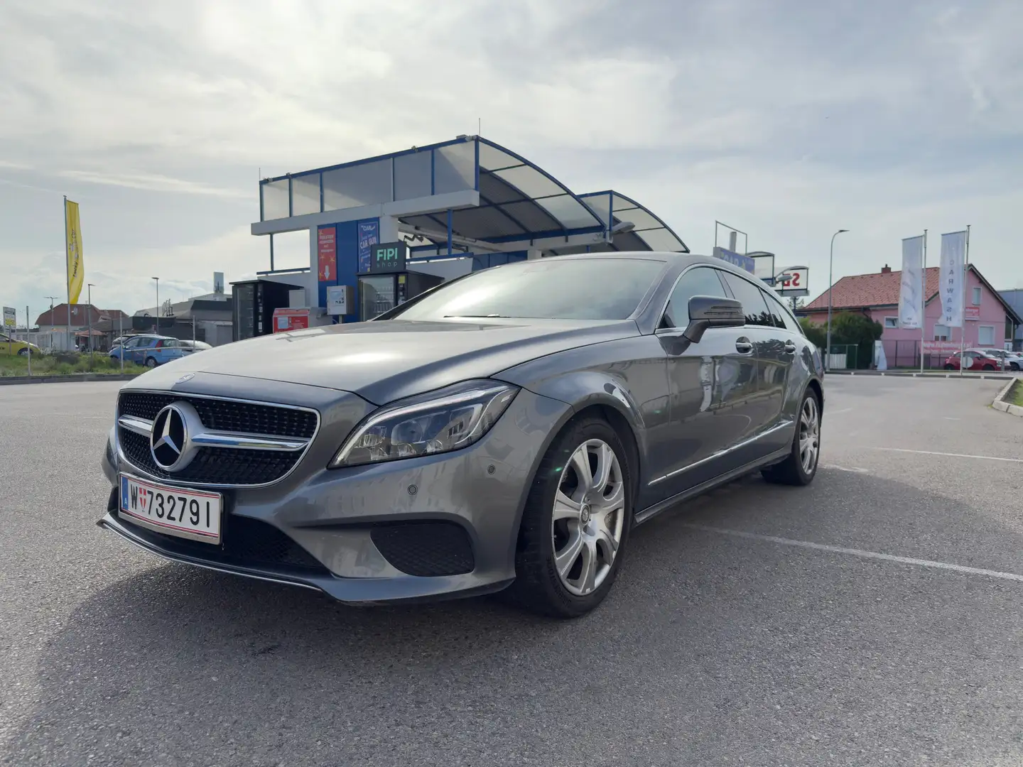 Mercedes-Benz CLS 220 CLS 220 d Shooting Brake Aut. Grau - 2