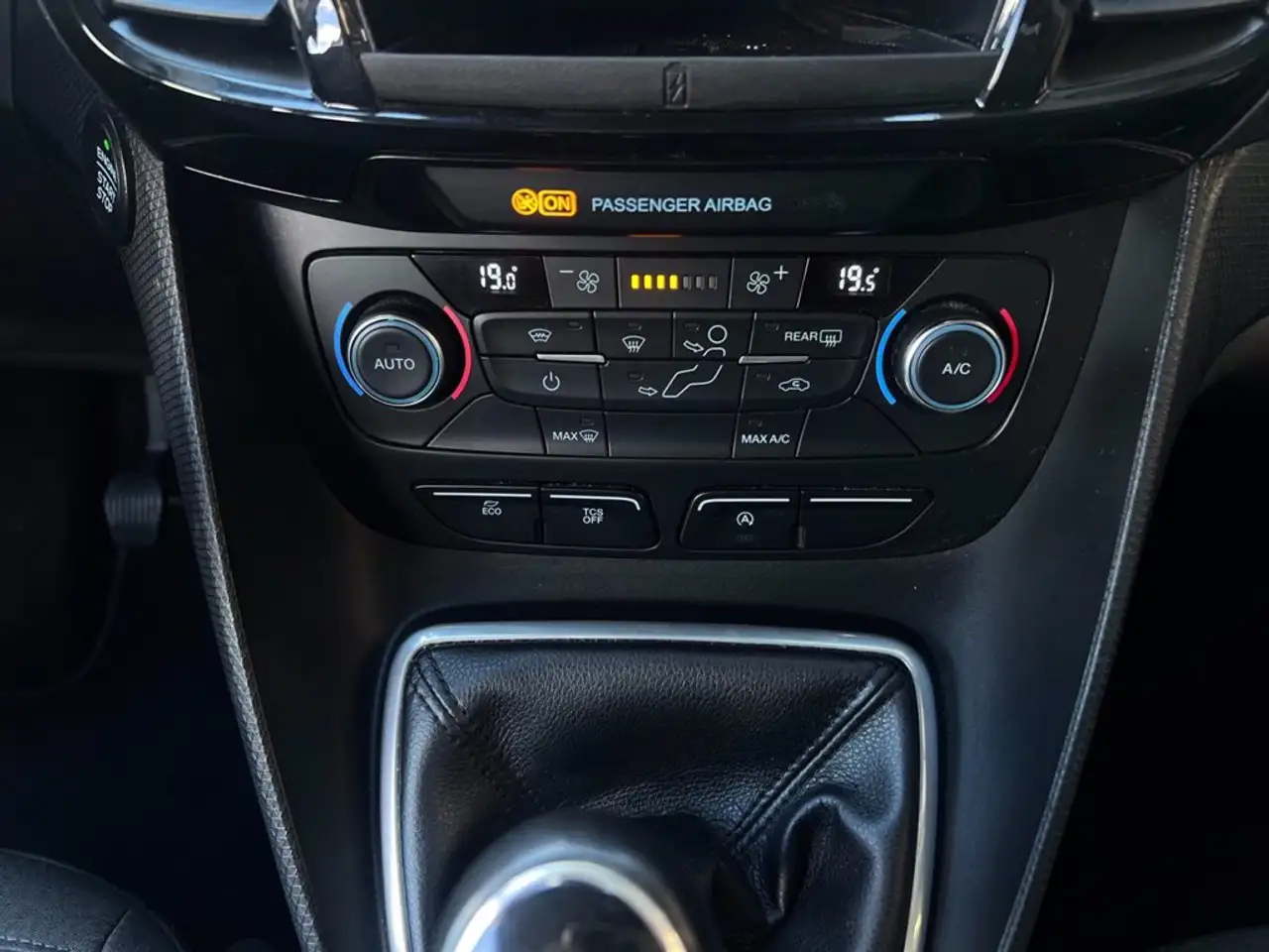 Ford Tourneo Connect 1.5 TDCi 120 CV Titanium, миниатюра 14