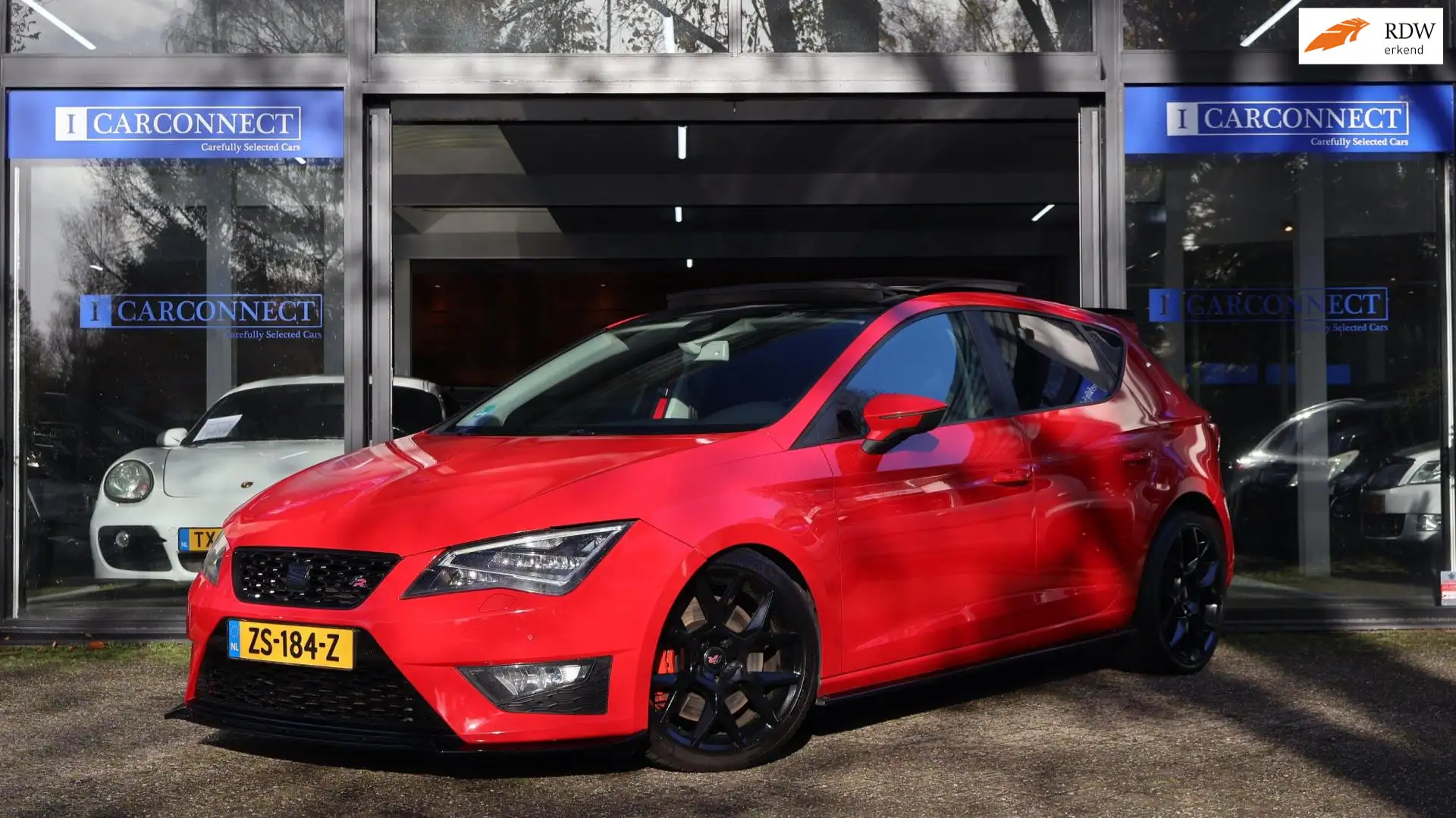 SEAT Leon 2.0 TDI FR 220pk|Stage1|Pano|Leder|Vol! Rood - 1