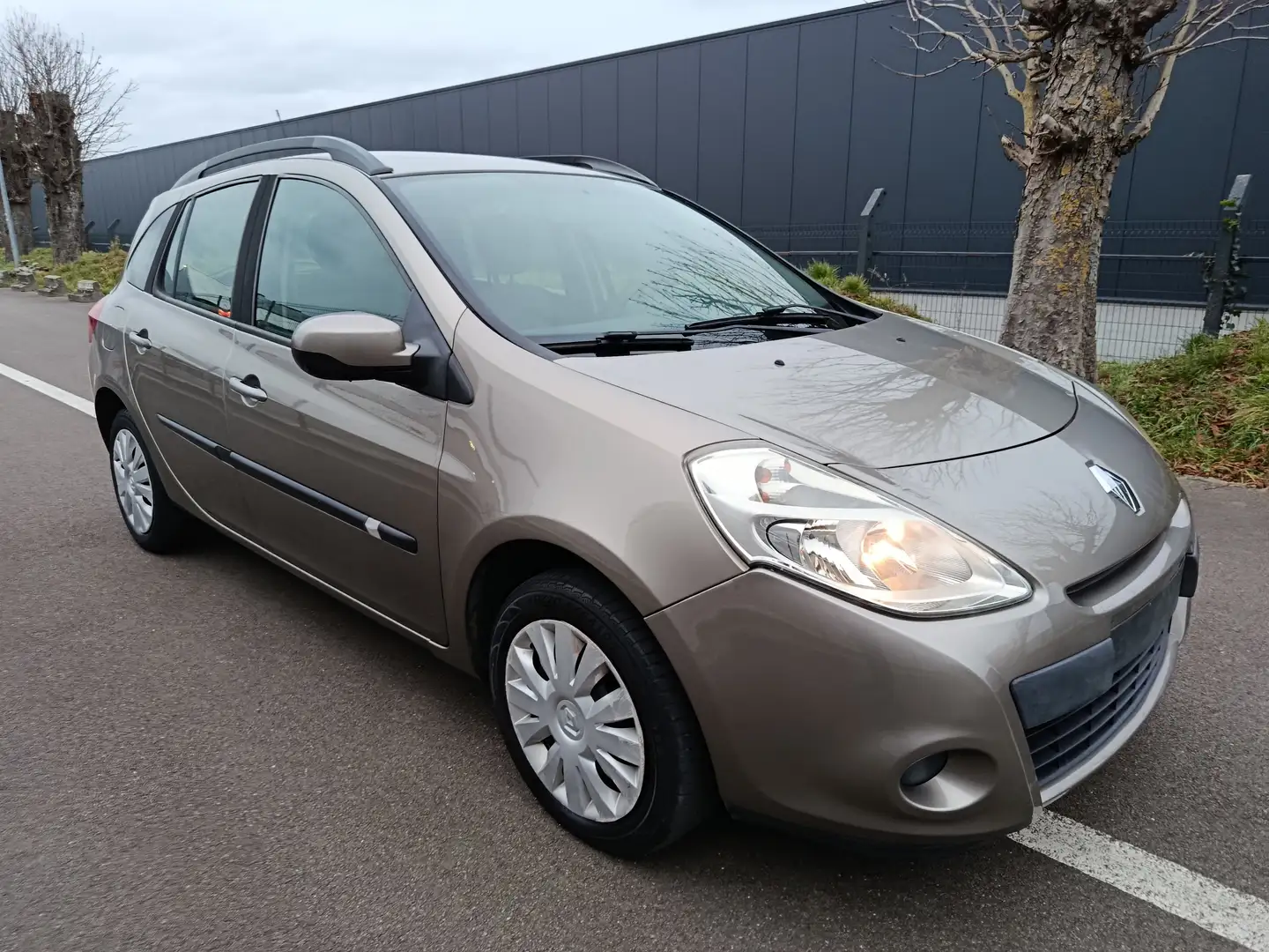 Renault Clio Clio 1.5 dCi Authentique Beige - 2